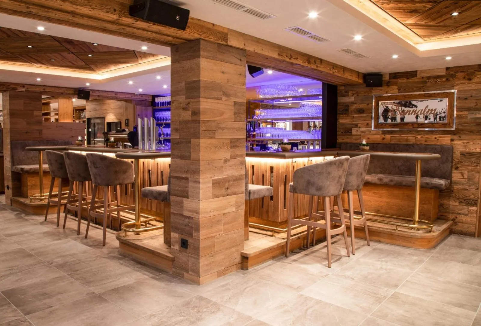 Lounge or bar in Hotel Sonne Ischgl