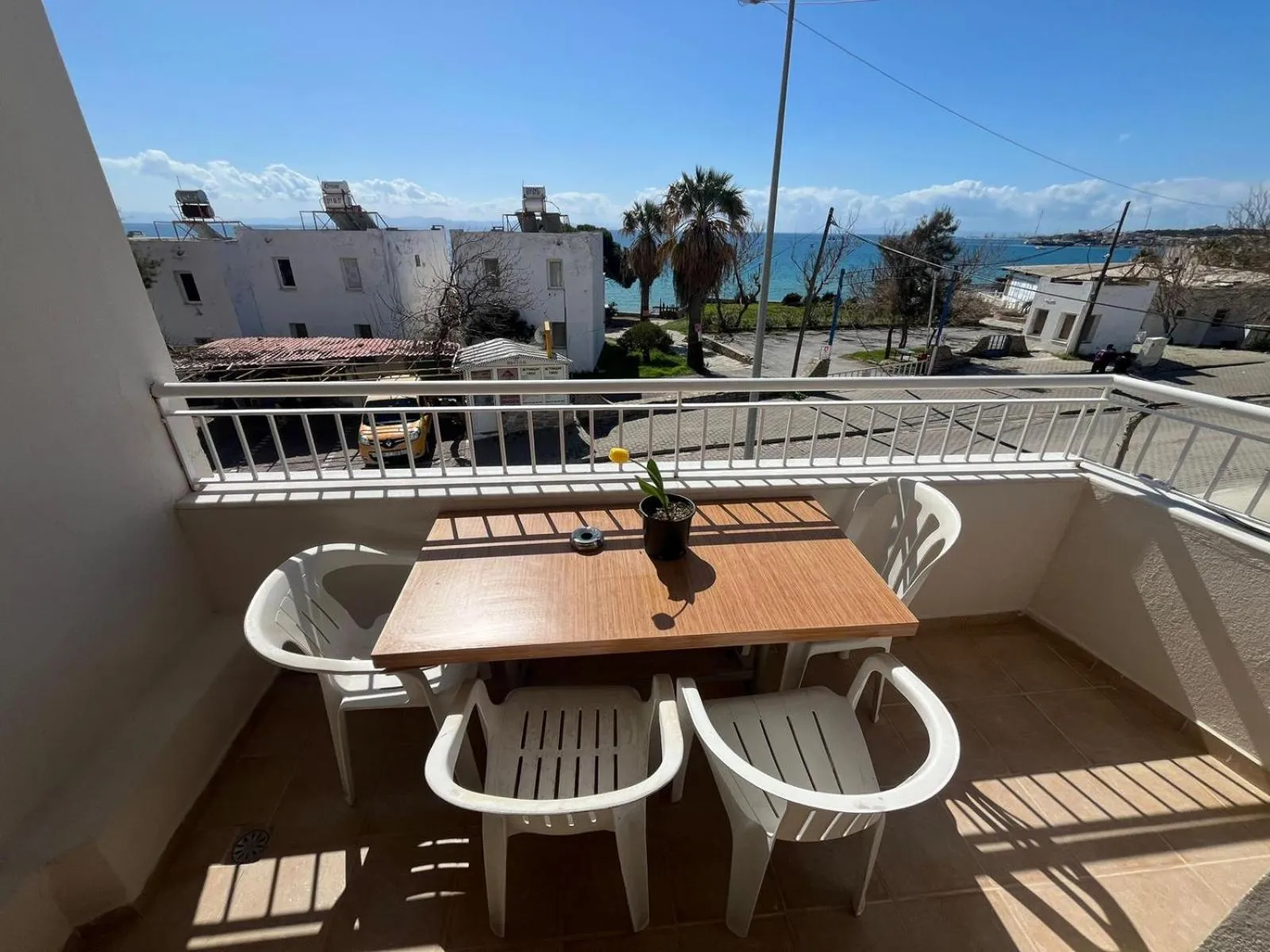 Day in HOLIDAY APART 50 meters to BEACH, Sea view apartments