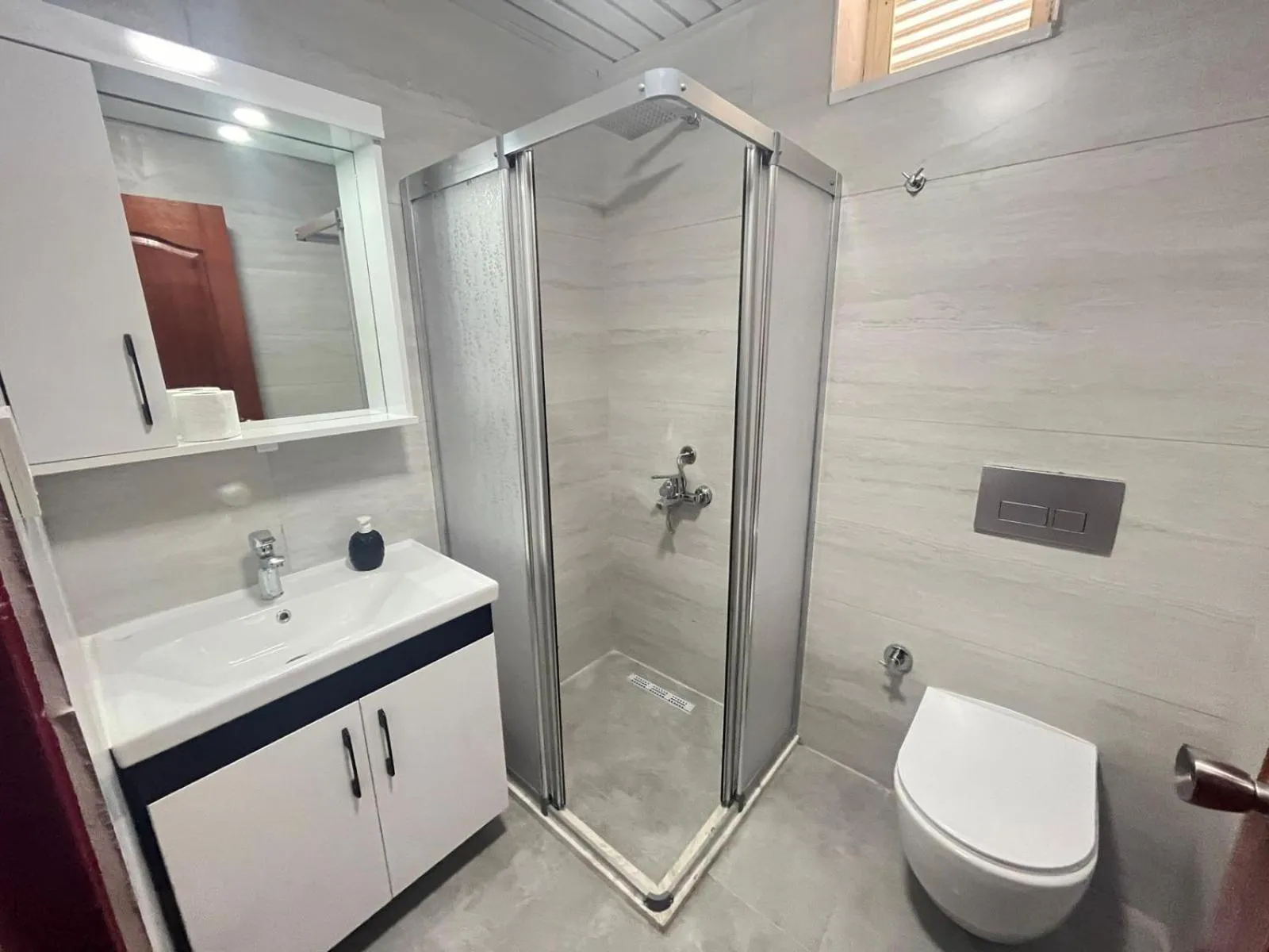 Shower in HOLIDAY APART 50 meters to BEACH, Sea view apartments