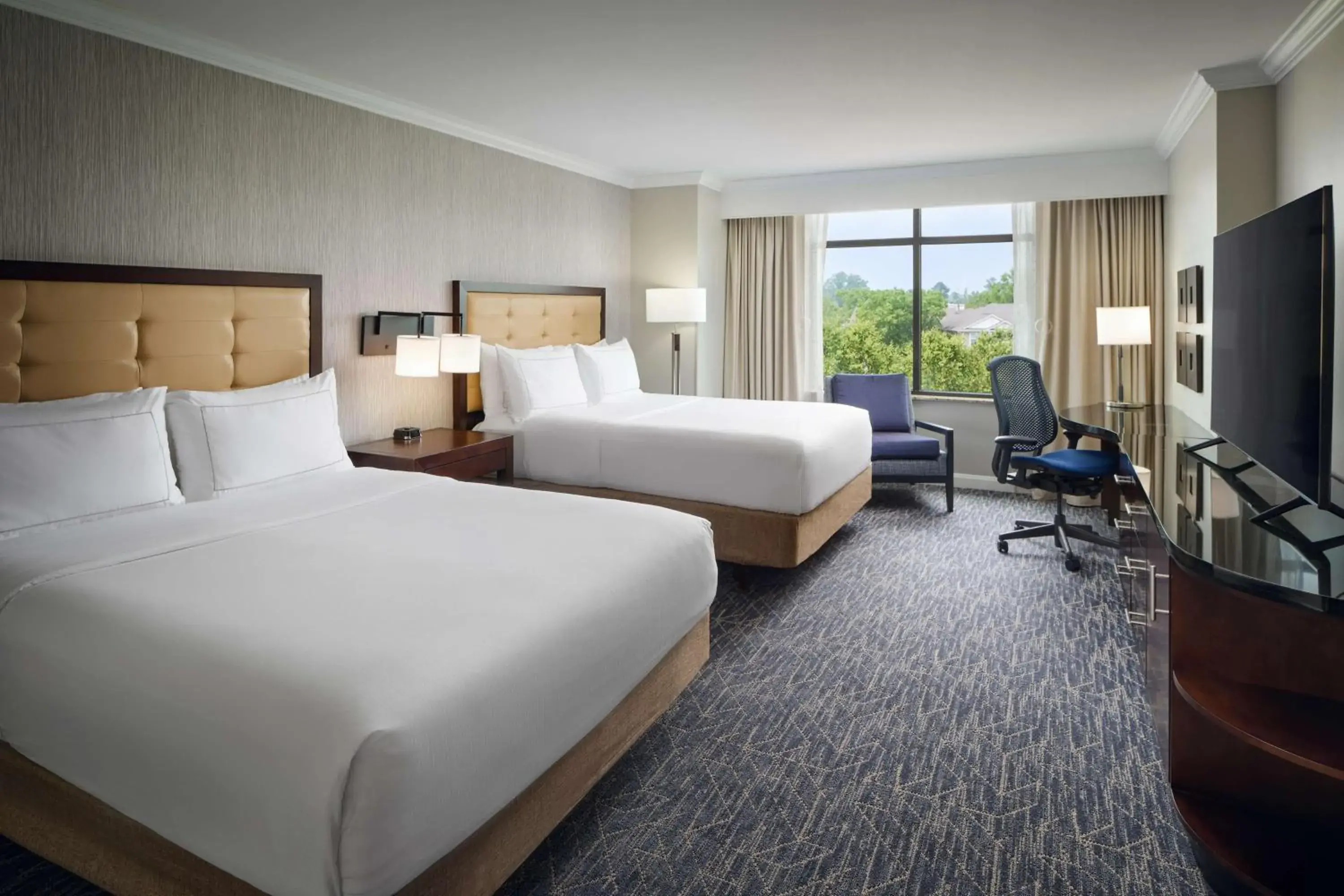 Queen Room with Two Queen Beds in Hilton Richmond Hotel & Spa Short Pump Queen Room with Two Queen Beds in Hilton Richmond Hotel & Spa Short Pump