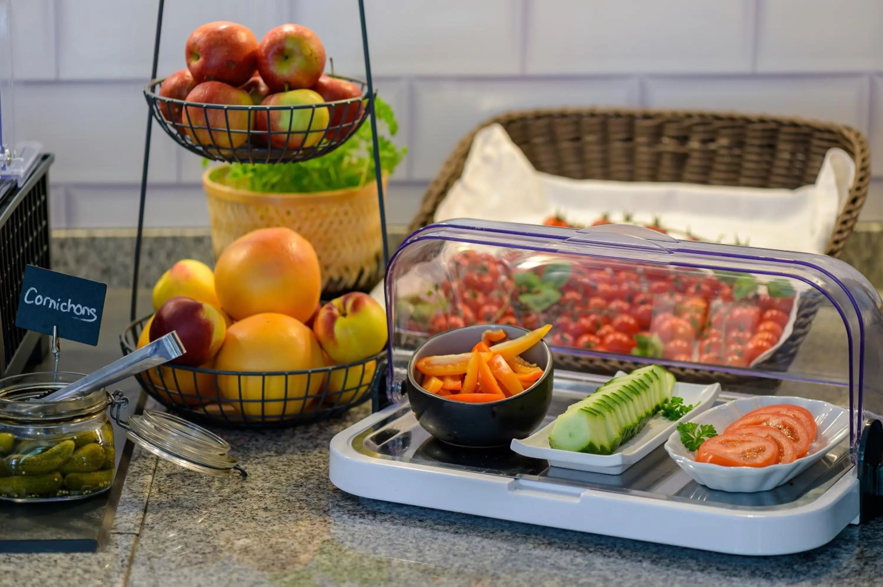 Food and drinks in SleepinRoomz Boutique Hotel