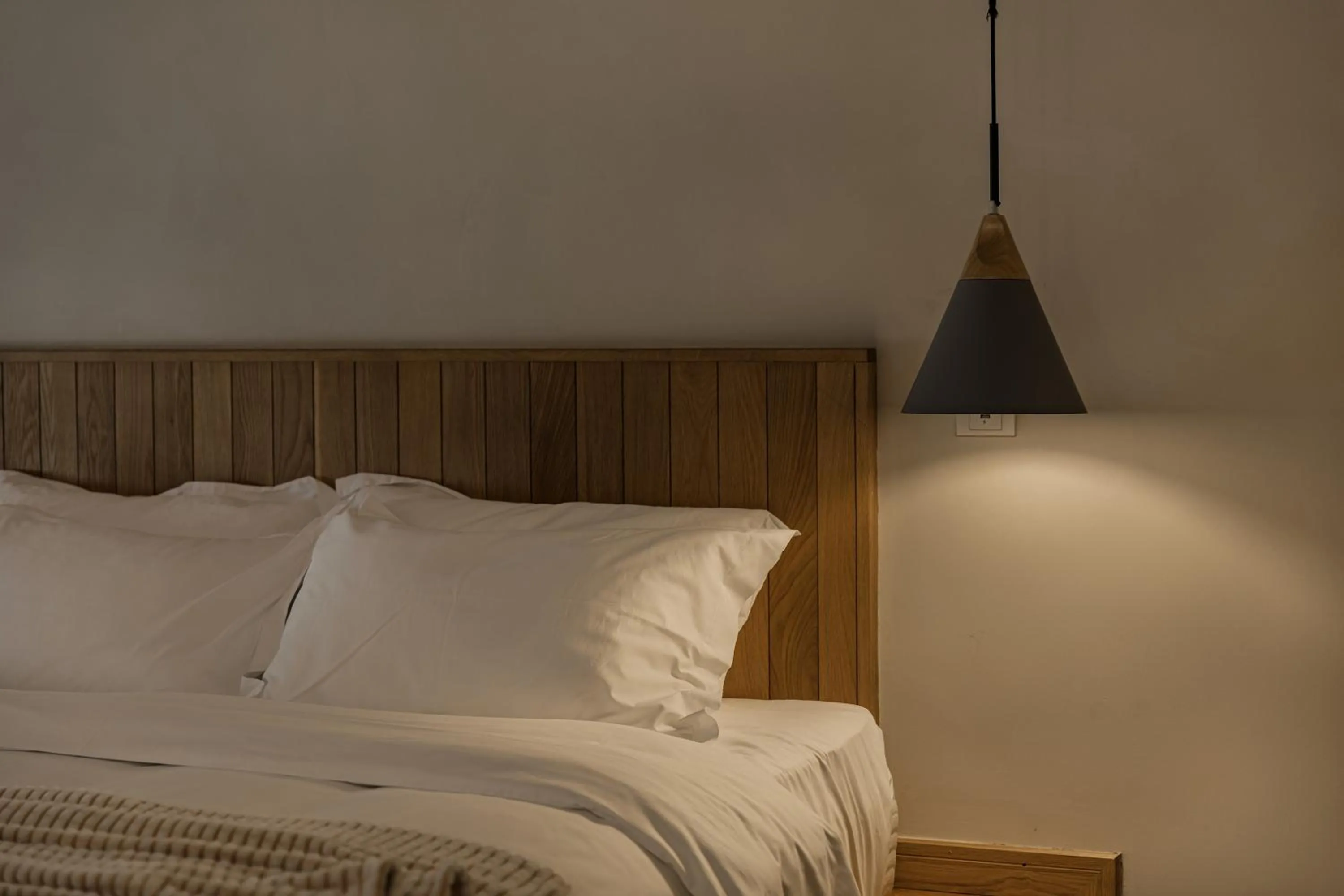 Bedroom, Bed in T innn - West Lake - Yueshang Yunshe Homestay - Hangzhou Taiziwan Park Branch