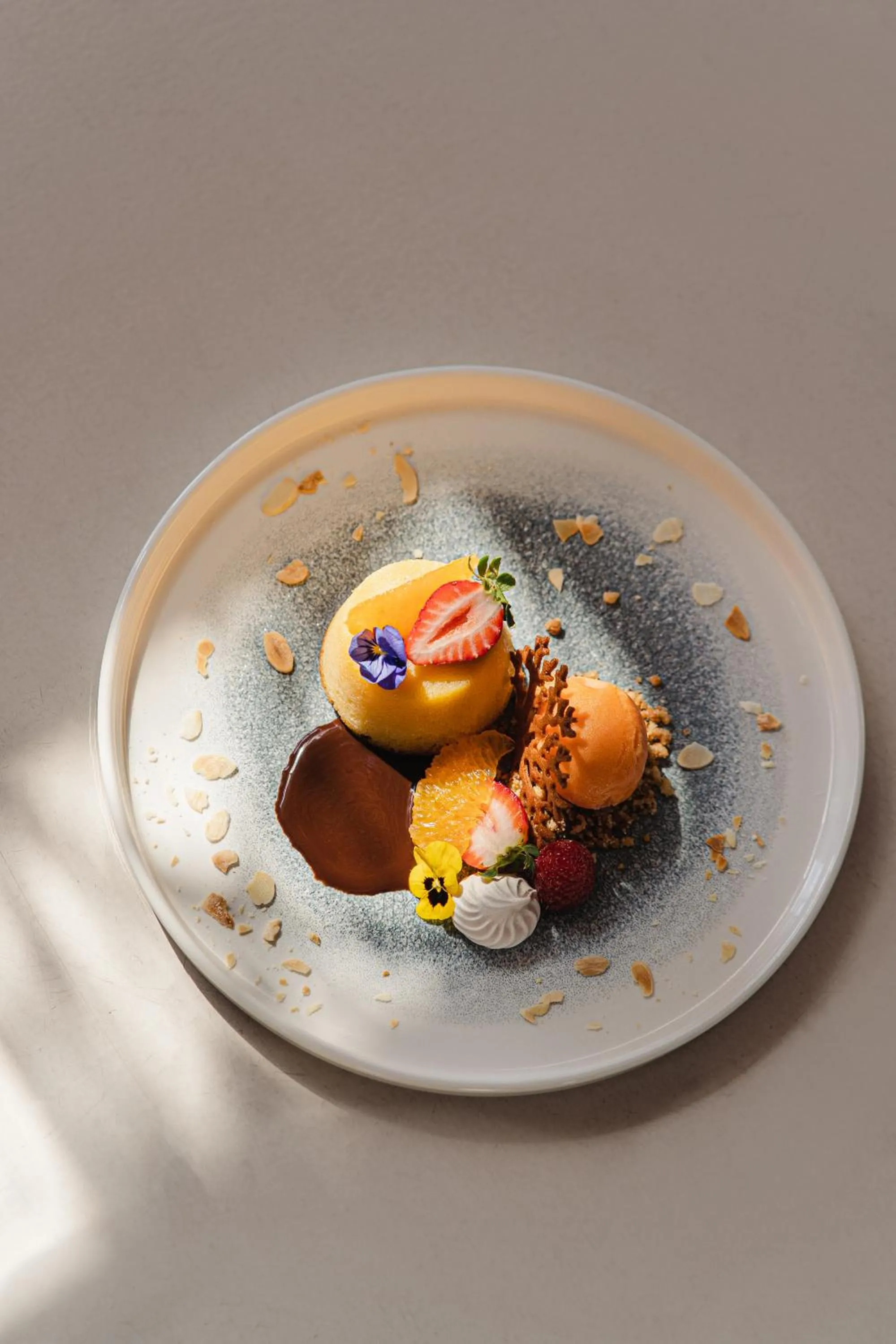 Restaurant/places to eat in Vale da Lapa Village Resort