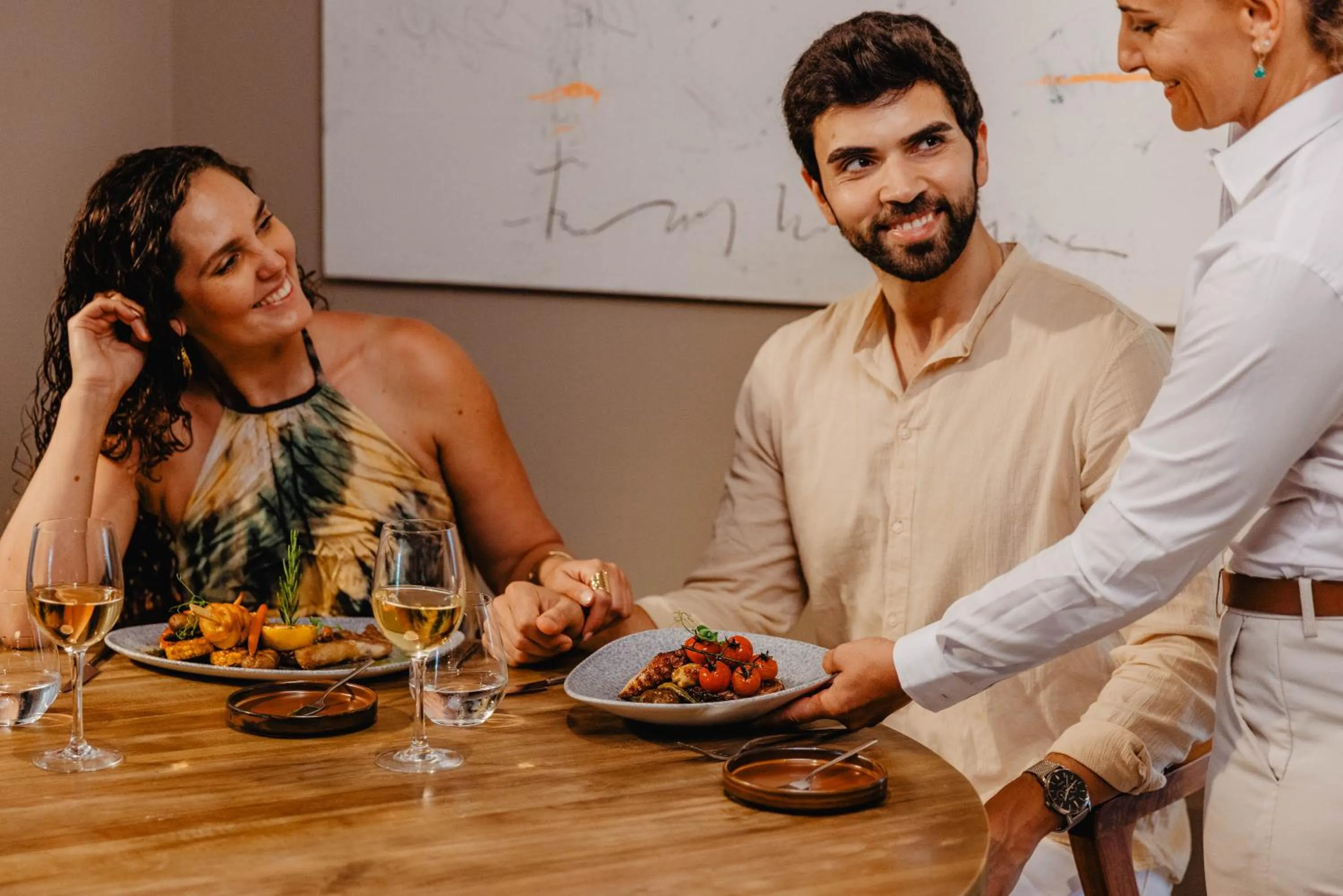 Restaurant/places to eat in Vale da Lapa Village Resort