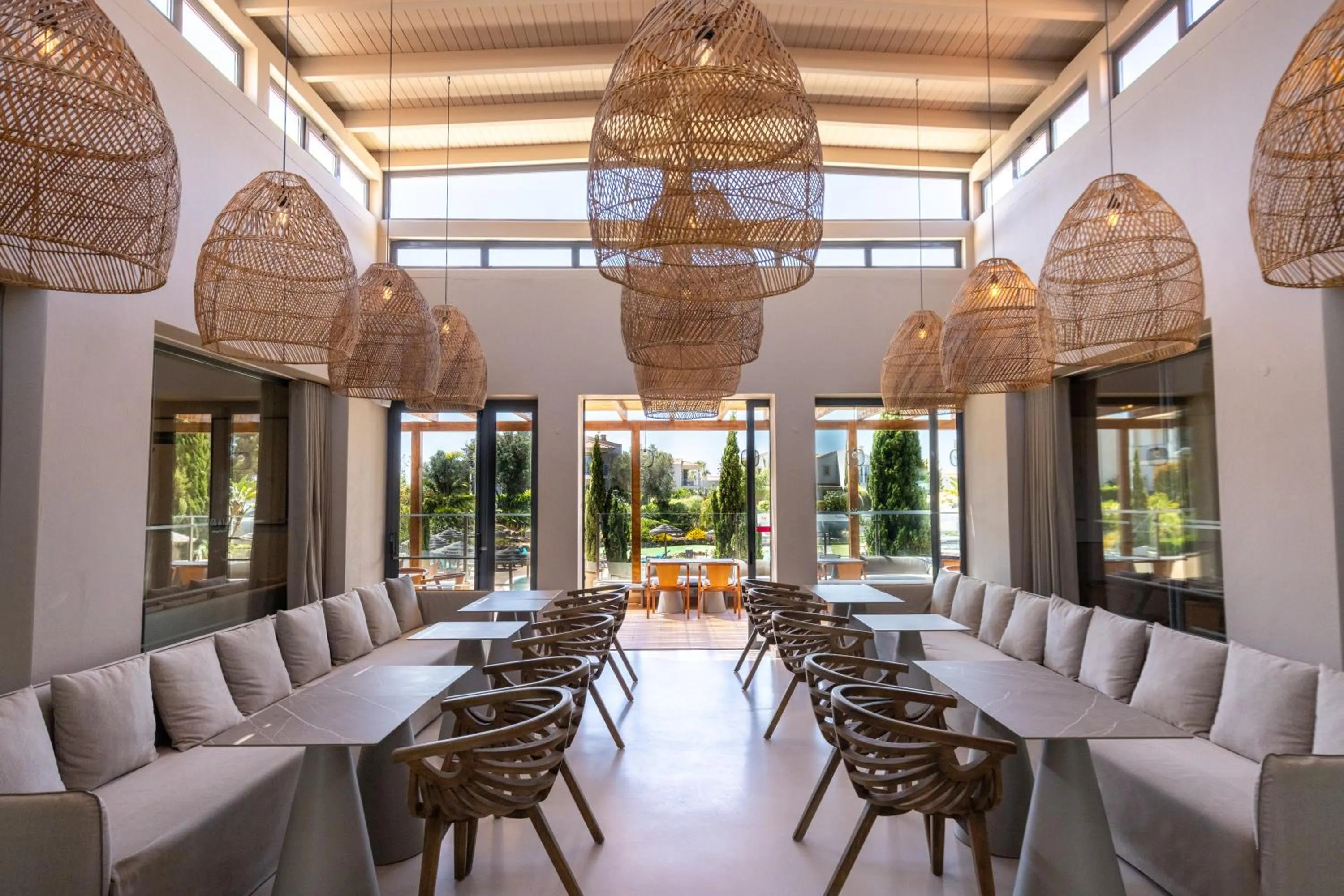 Restaurant/places to eat in Vale da Lapa Village Resort