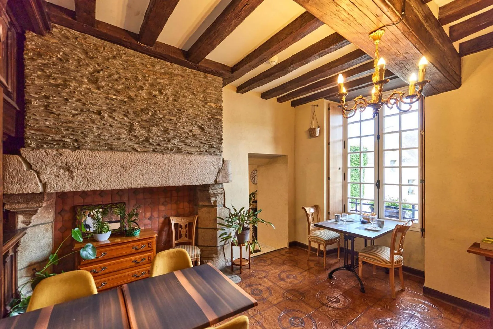 Breakfast in Hôtel Les Deux Magots