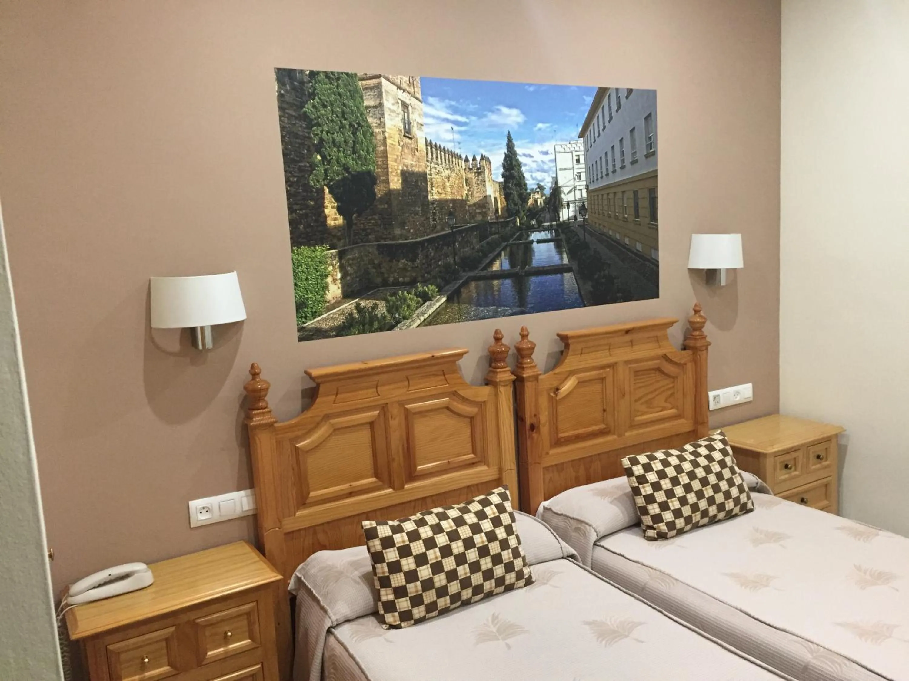 Decorative detail, Bed in Maximiano Herculeo