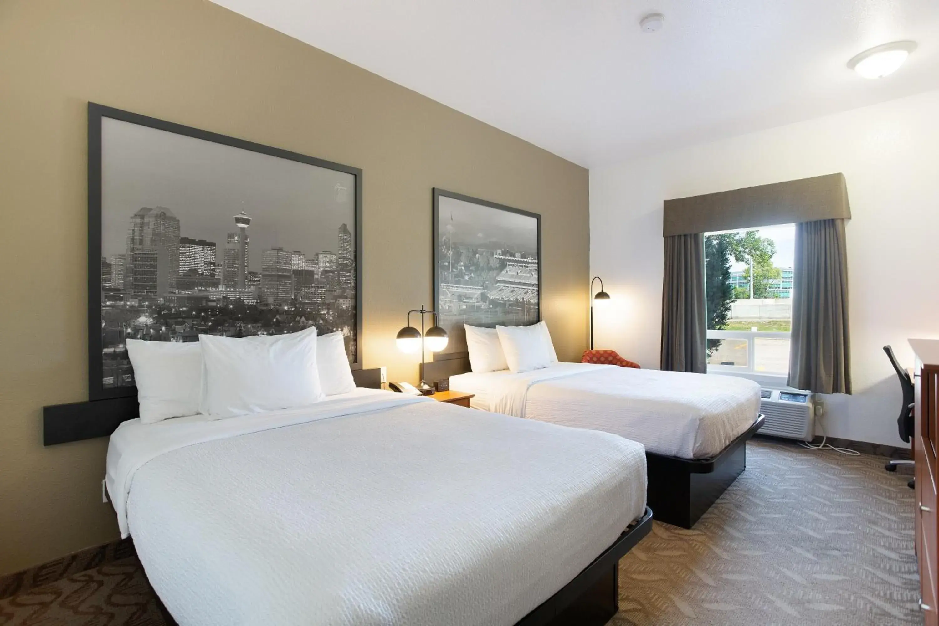 Queen Room with Two Queen Beds - Non-Smoking in Super 8 by Wyndham Calgary Shawnessy Area Queen Room with Two Queen Beds - Non-Smoking in Super 8 by Wyndham Calgary Shawnessy Area