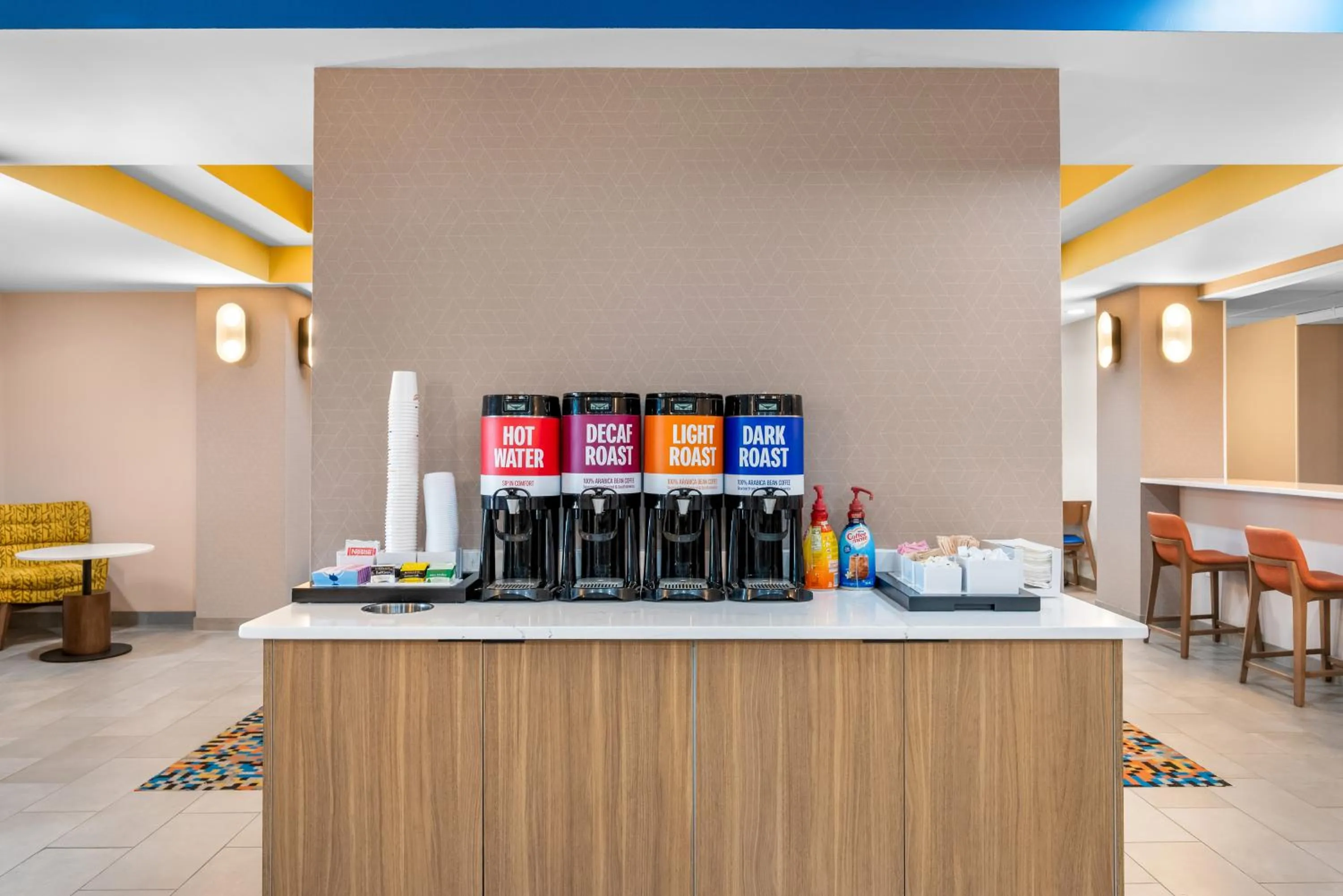 Coffee/tea facilities in Hampton Inn - Monticello
