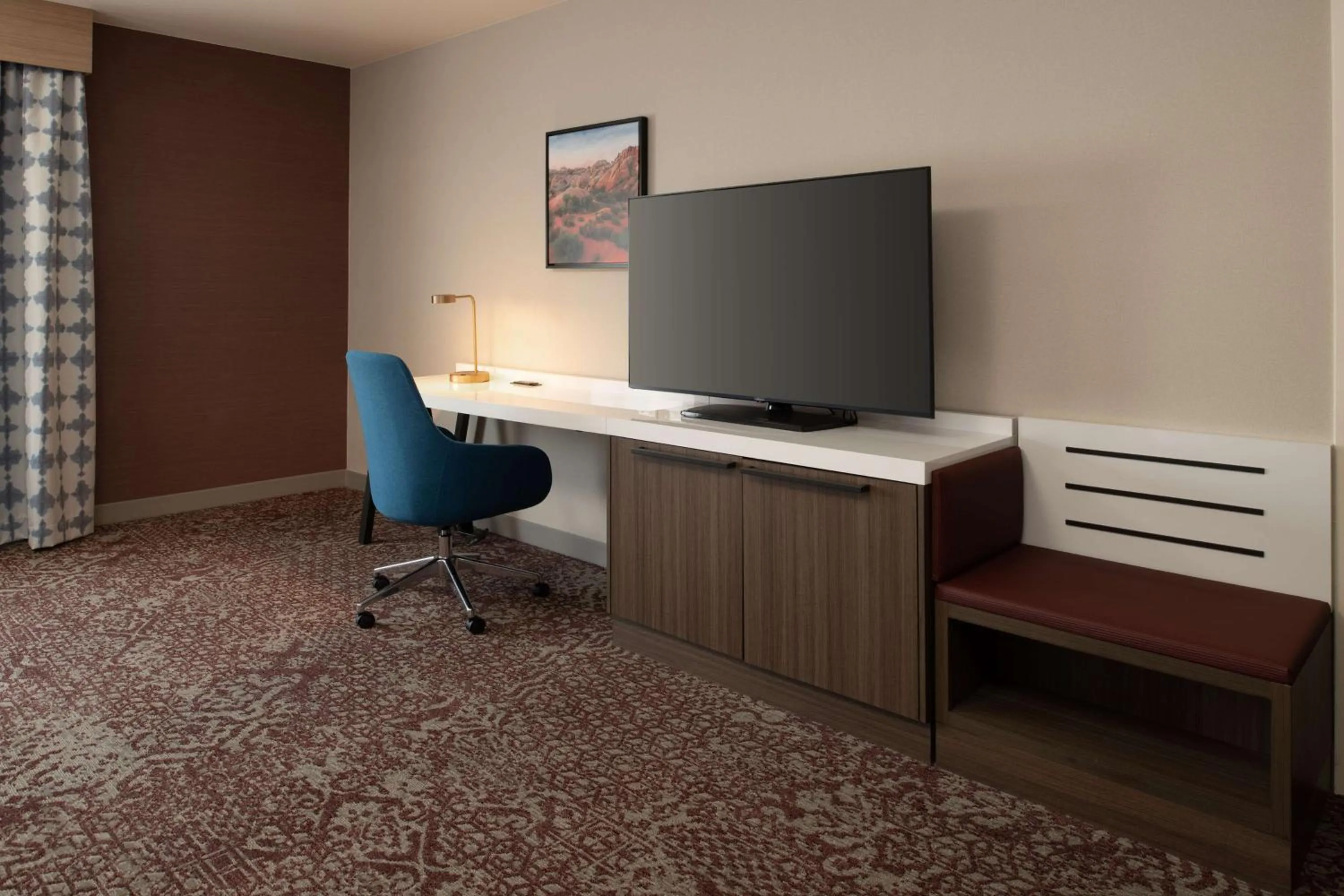 Bedroom in Hilton Garden Inn Fontana