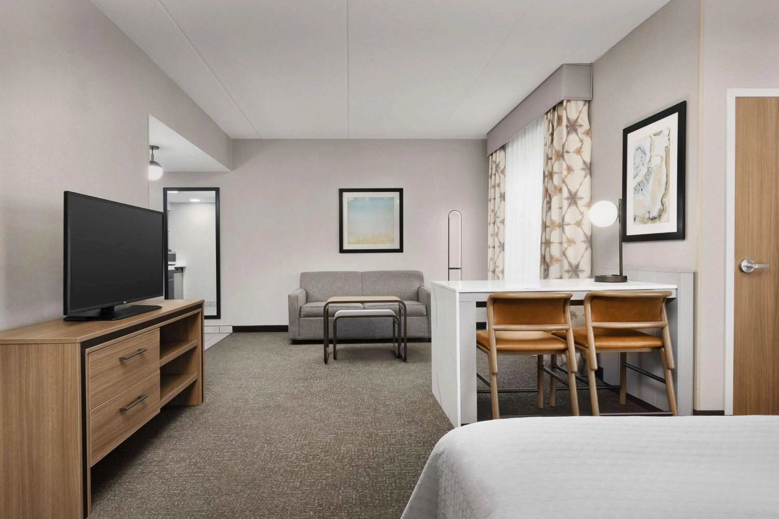 Bedroom, Bed in Homewood Suites by Hilton York