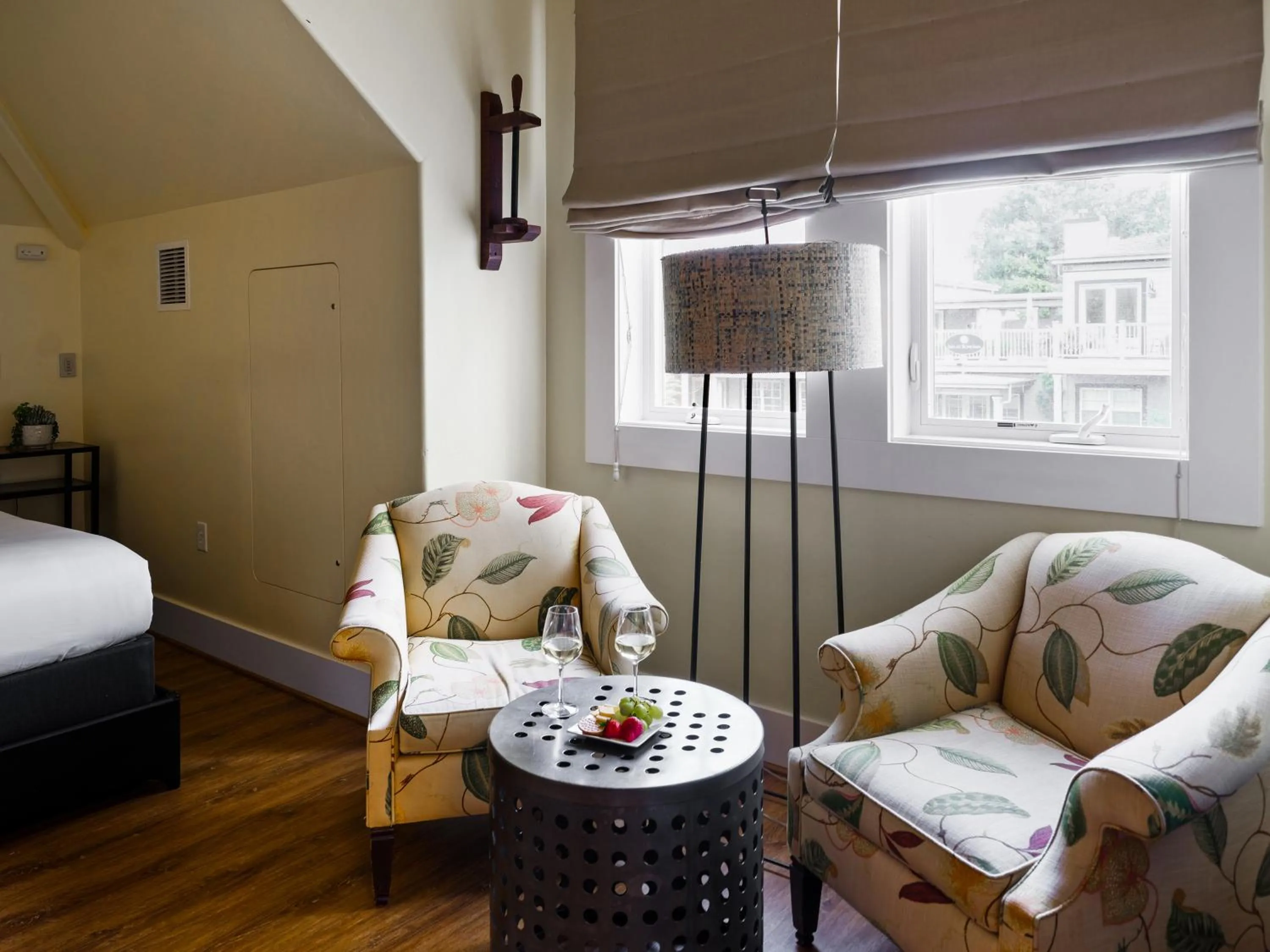 Bed in Inn at Sonoma, A Four Sisters Inn