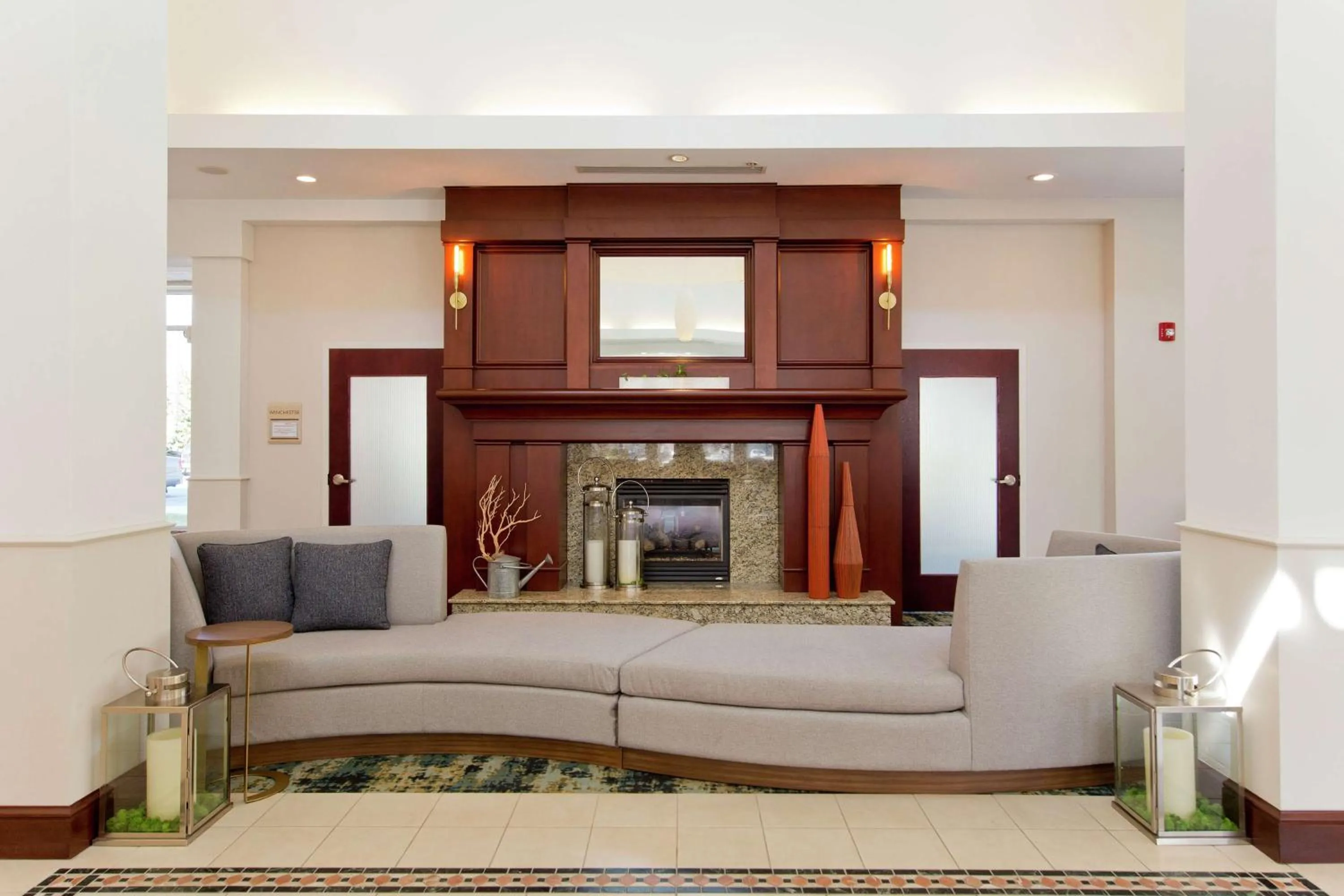 Lobby or reception in Hilton Garden Inn Winchester