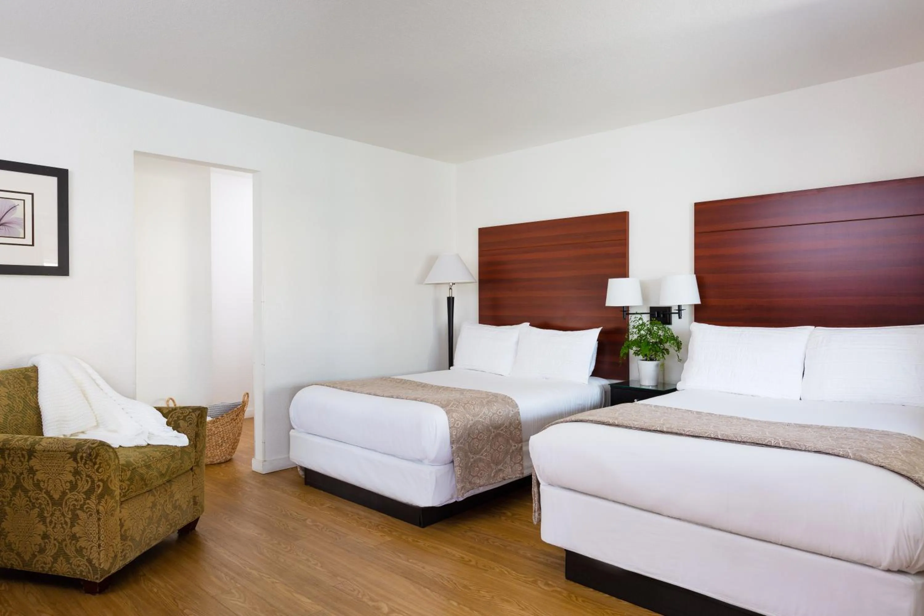 Bed in Diablo Mountain Inn Walnut Creek