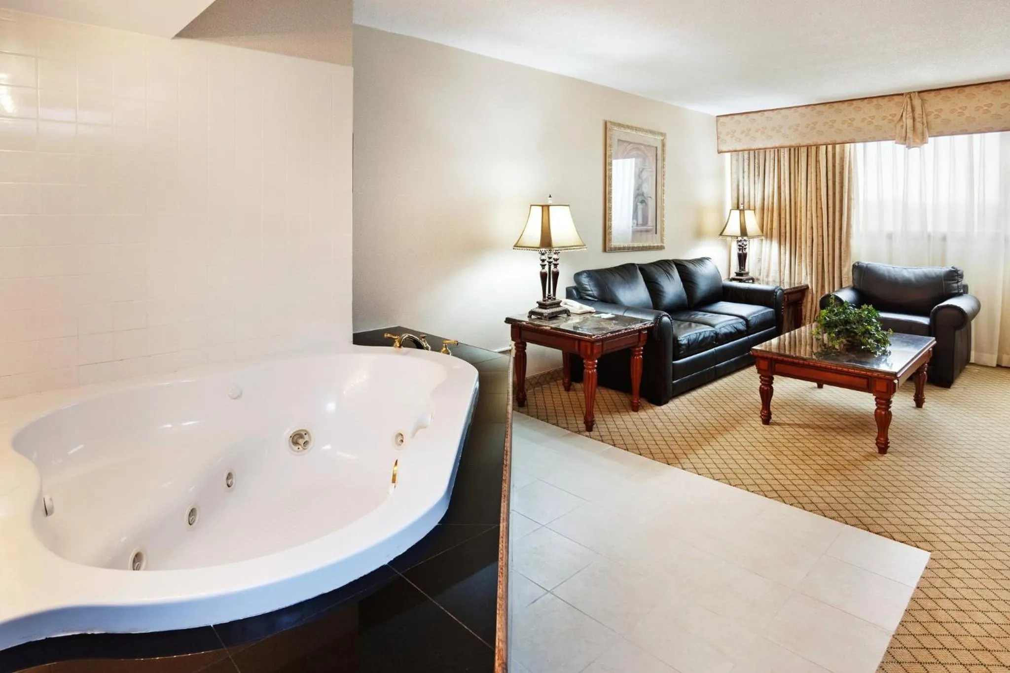 Bedroom in Holiday Inn Johnson City by IHG