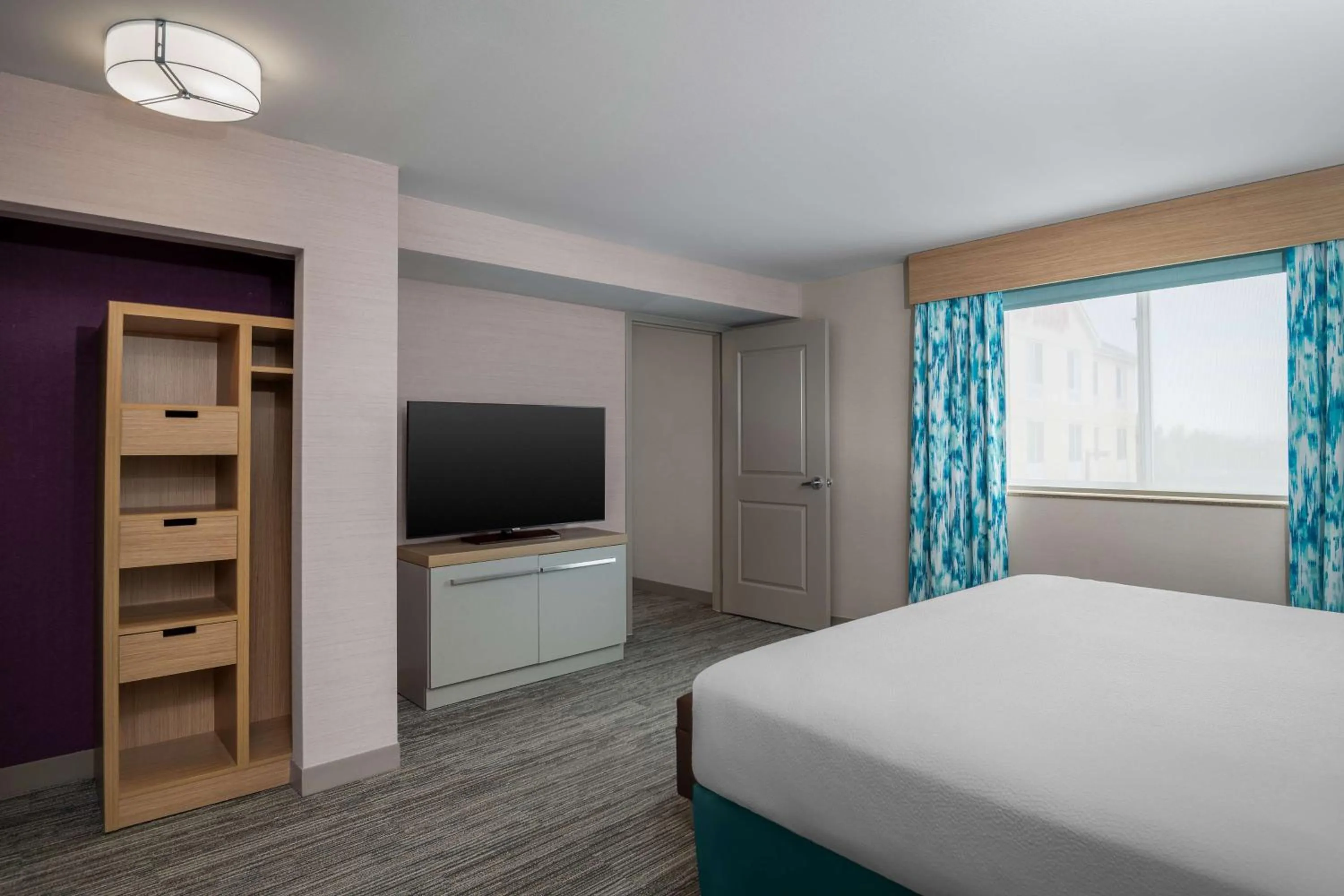 Bed in Hilton Garden Inn Great Falls