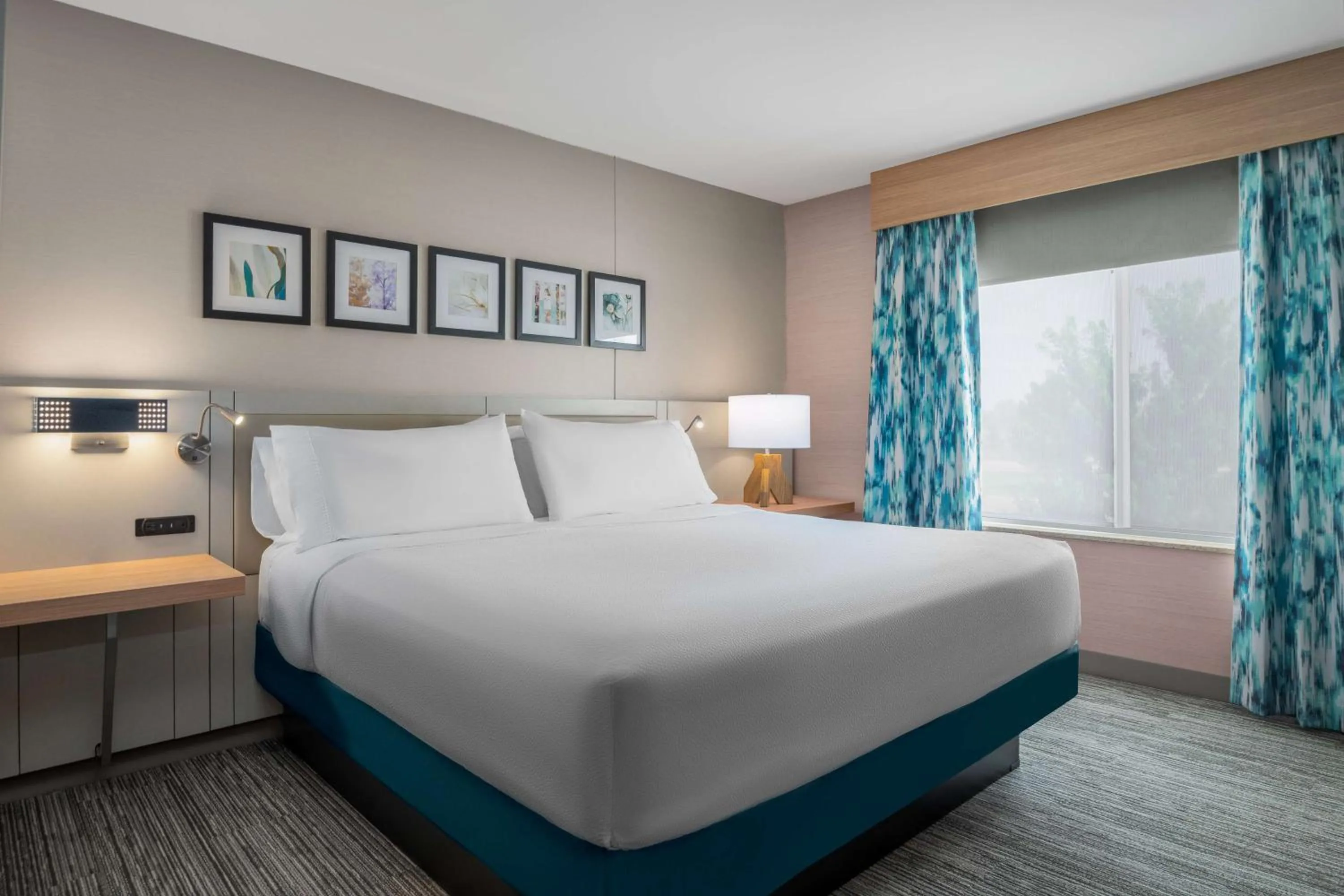 Bed in Hilton Garden Inn Great Falls