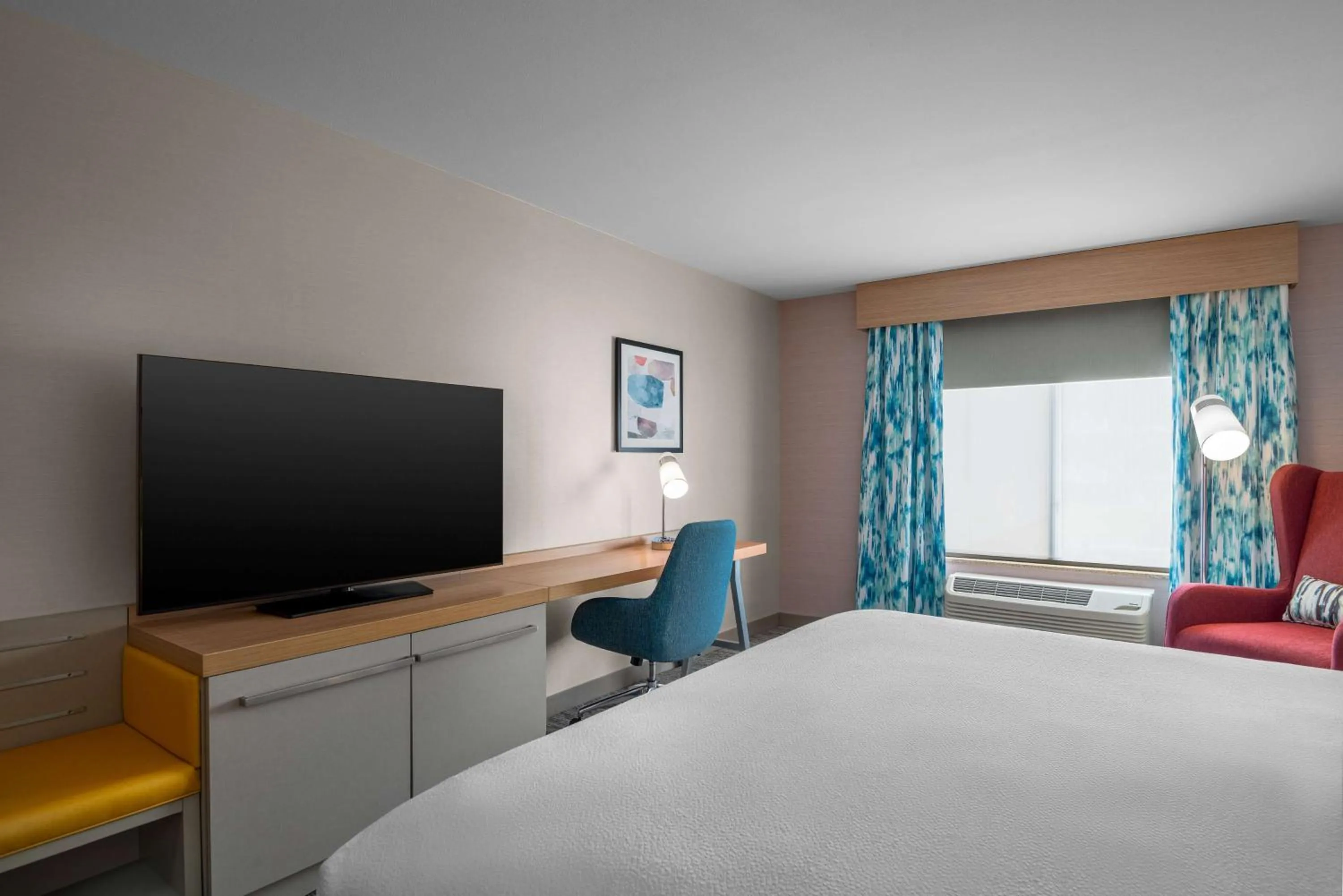 Bedroom, Bed in Hilton Garden Inn Great Falls