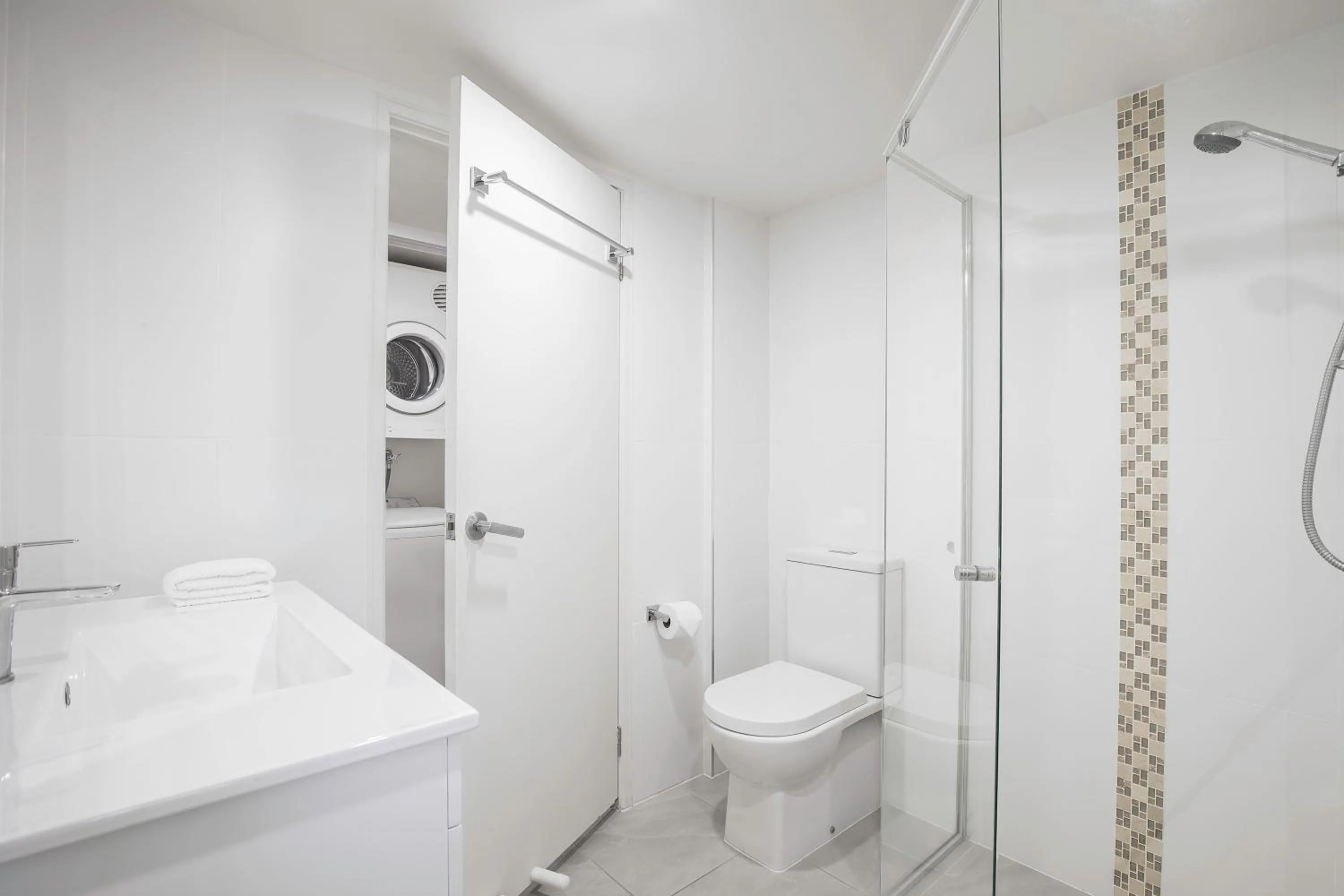 Toilet in BreakFree Diamond Beach