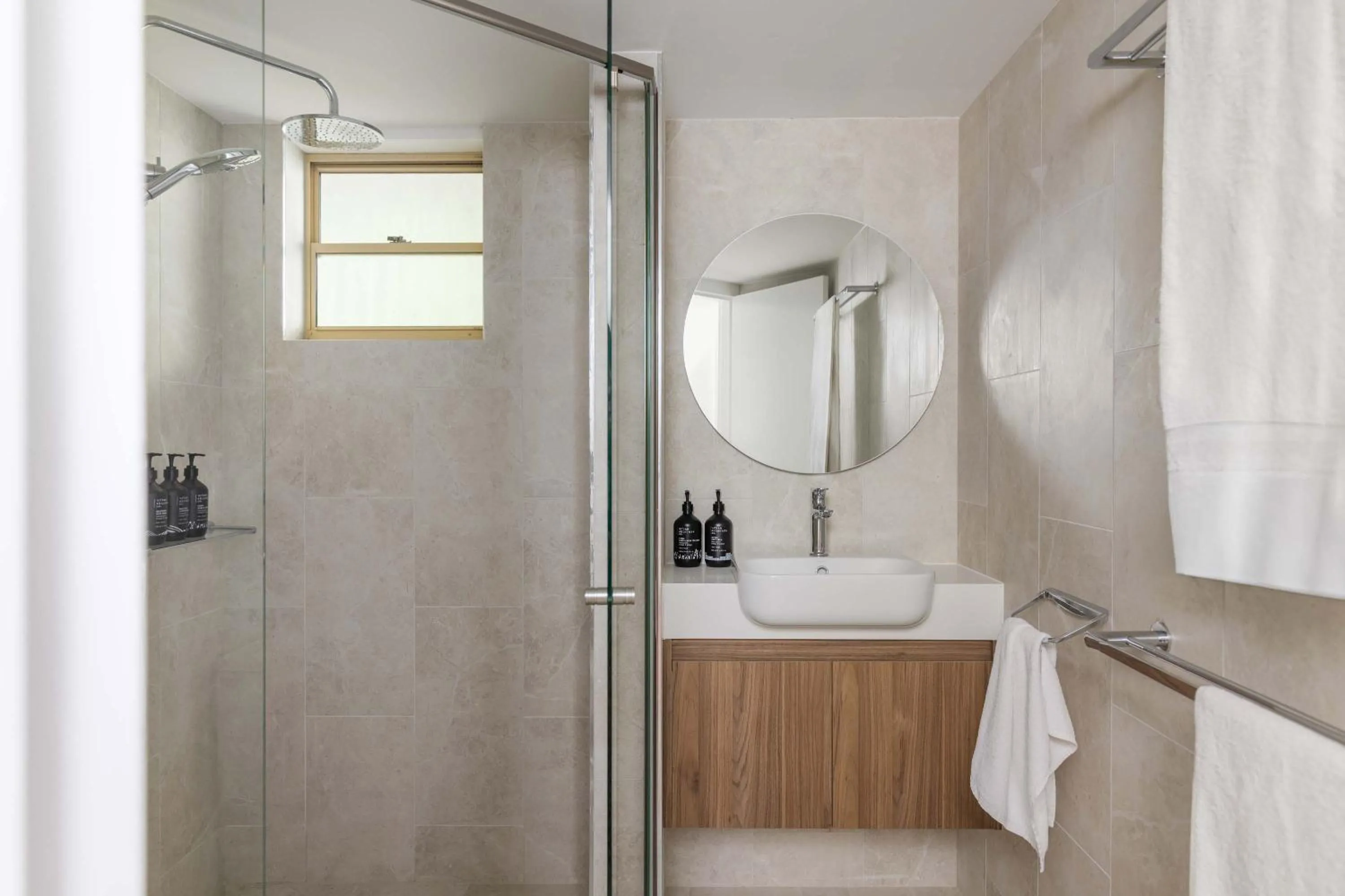 Bathroom in Mantra French Quarter Noosa