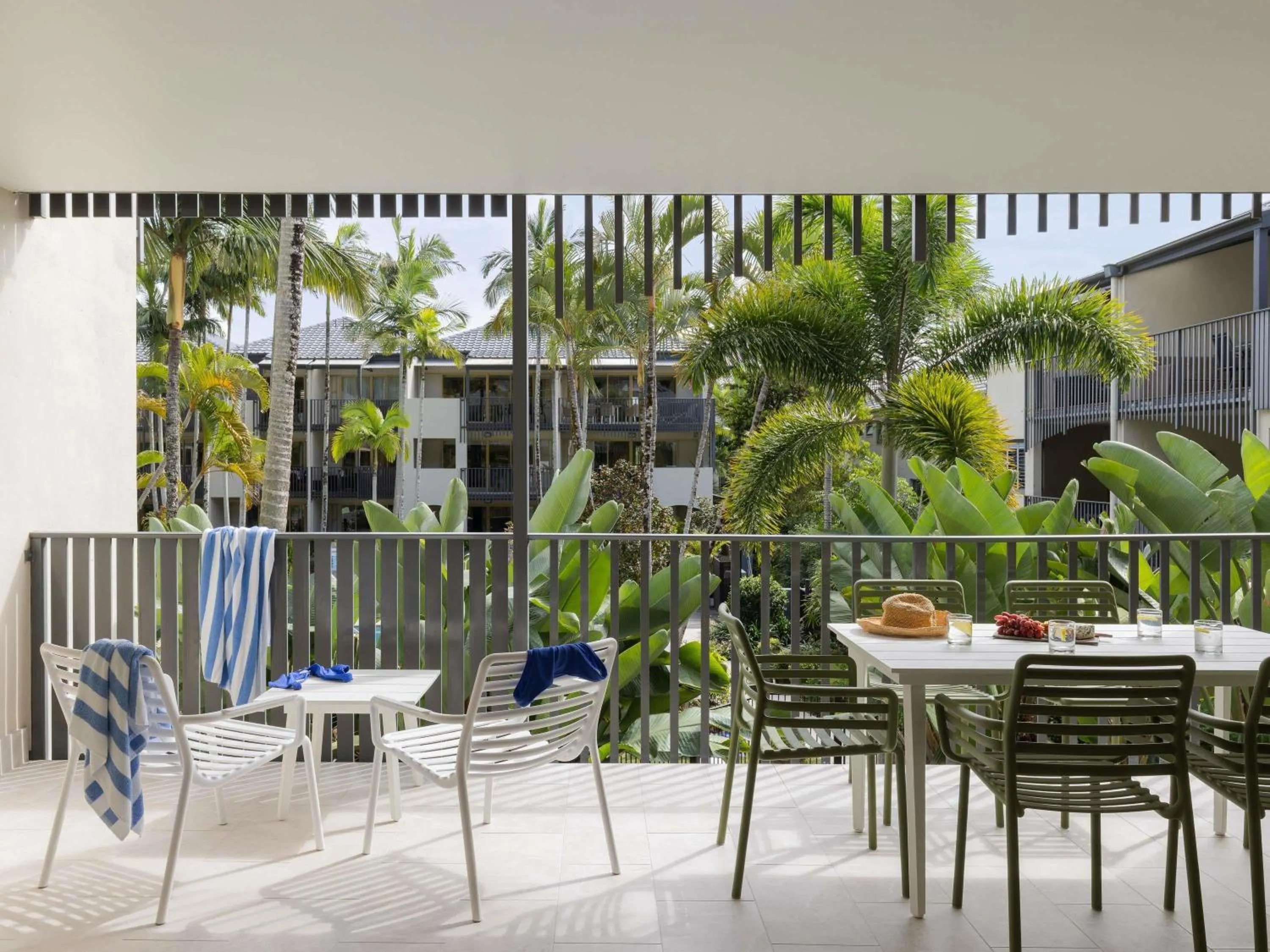 Bedroom in Mantra French Quarter Noosa