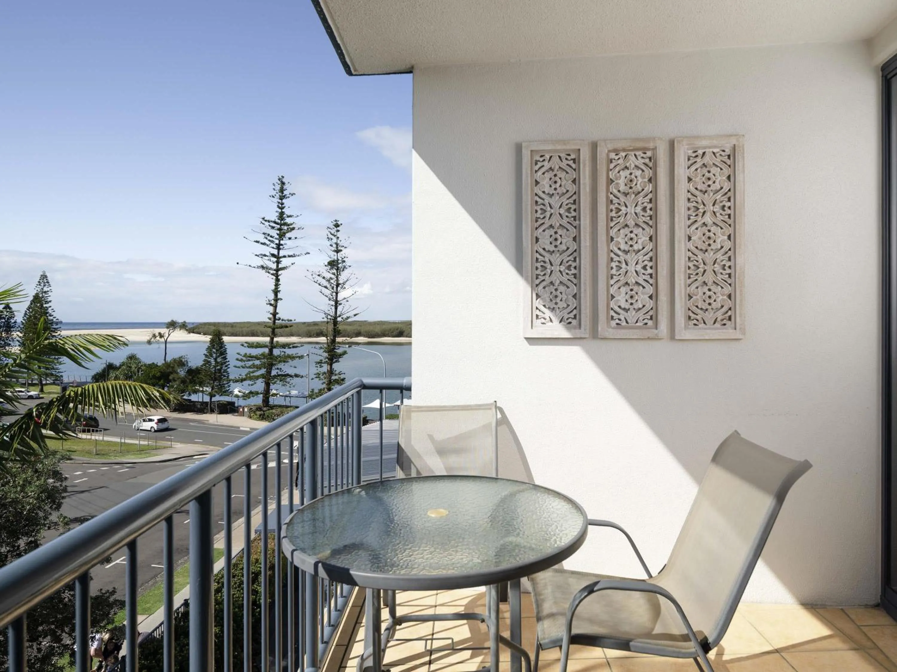 Bedroom in BreakFree Grand Pacific