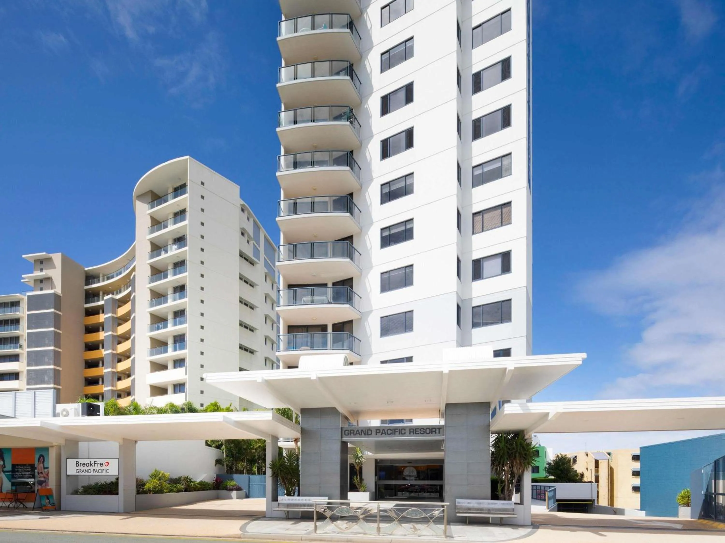 Property building in BreakFree Grand Pacific