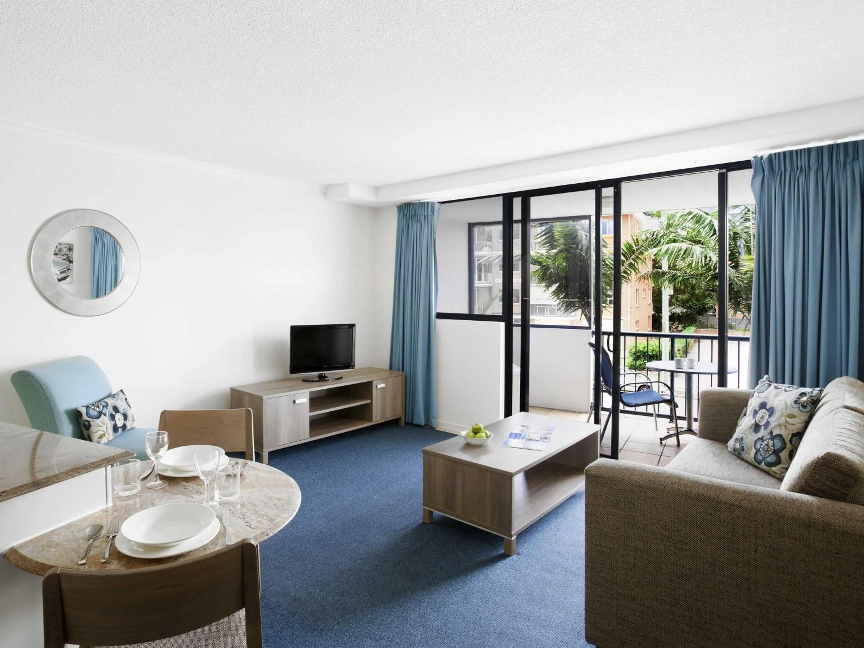 Bedroom in BreakFree Grand Pacific