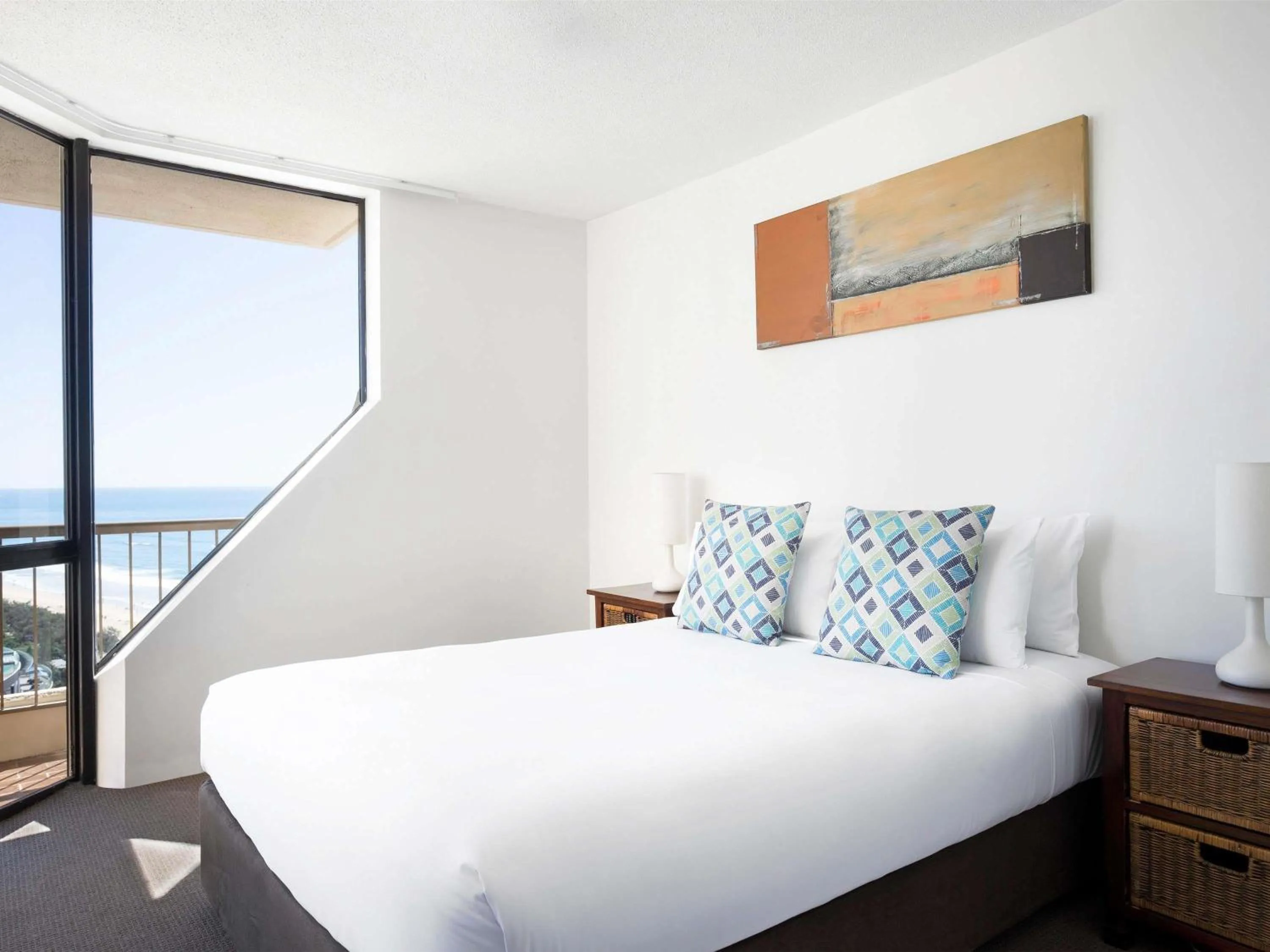 Bedroom, Bed in Paradise Centre Apartments