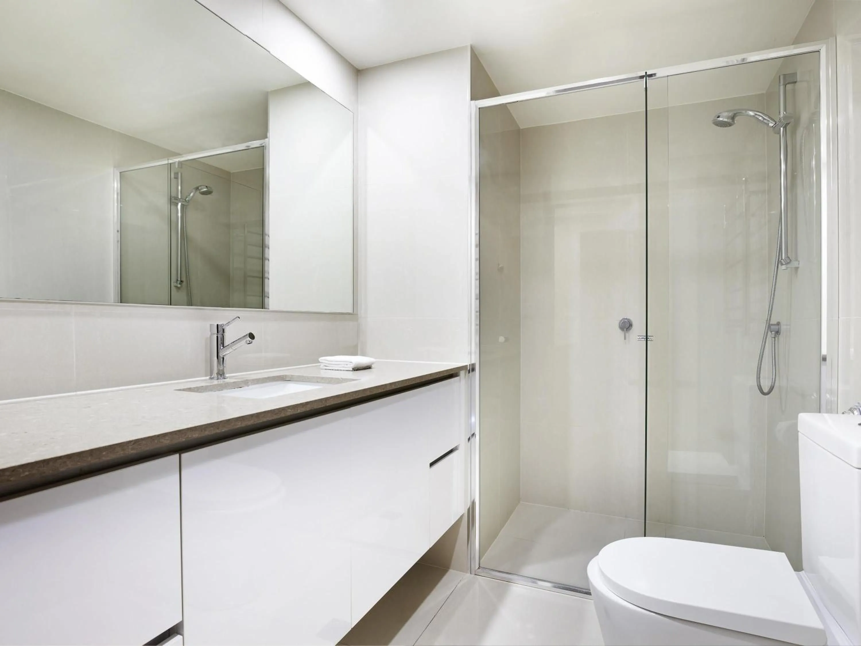 Bedroom in Paradise Centre Apartments