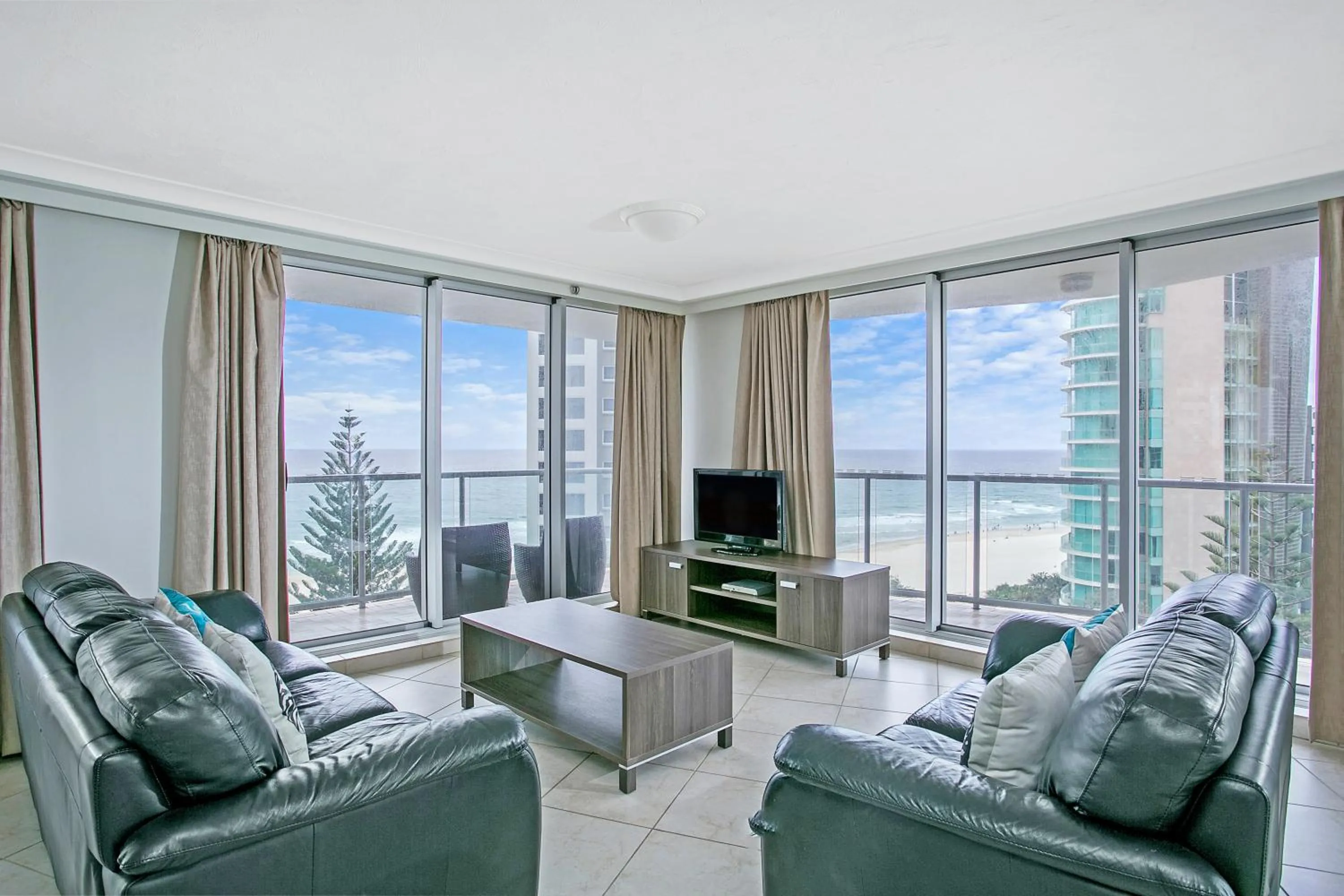 TV and multimedia in BreakFree Peninsula