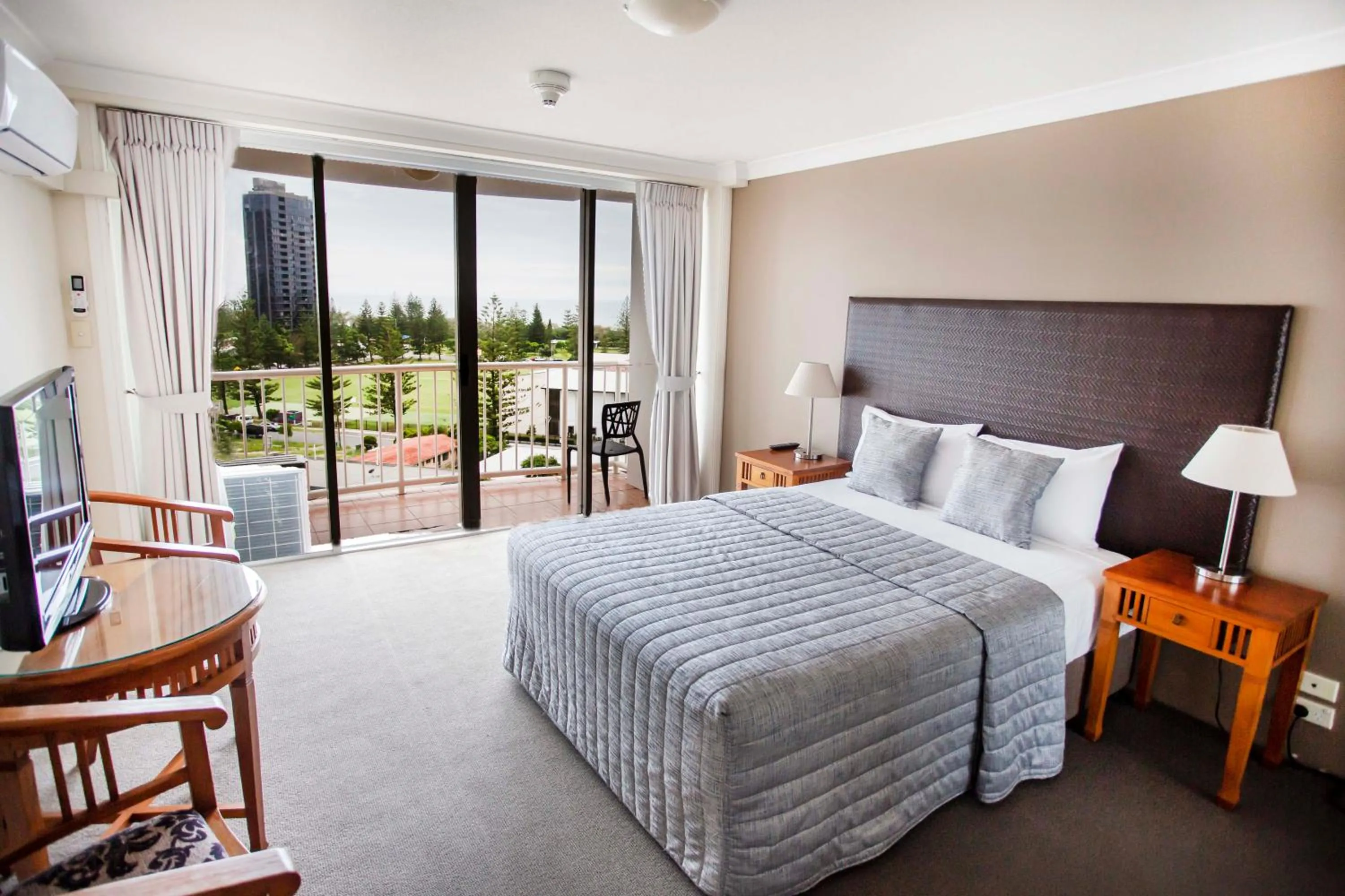 Bedroom, Bed in Bel Air on Broadbeach - Official