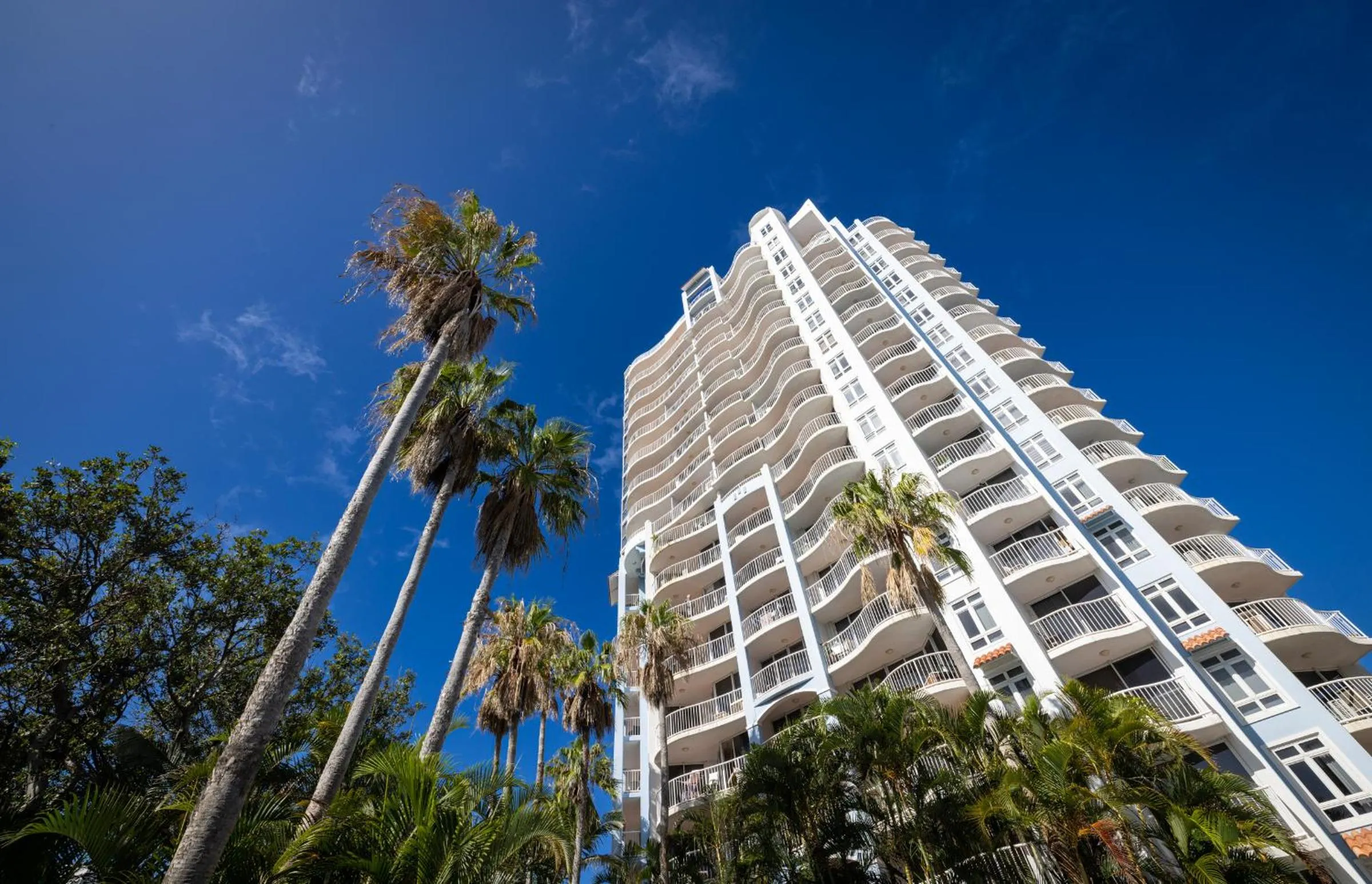 Property building in Bel Air on Broadbeach - Official