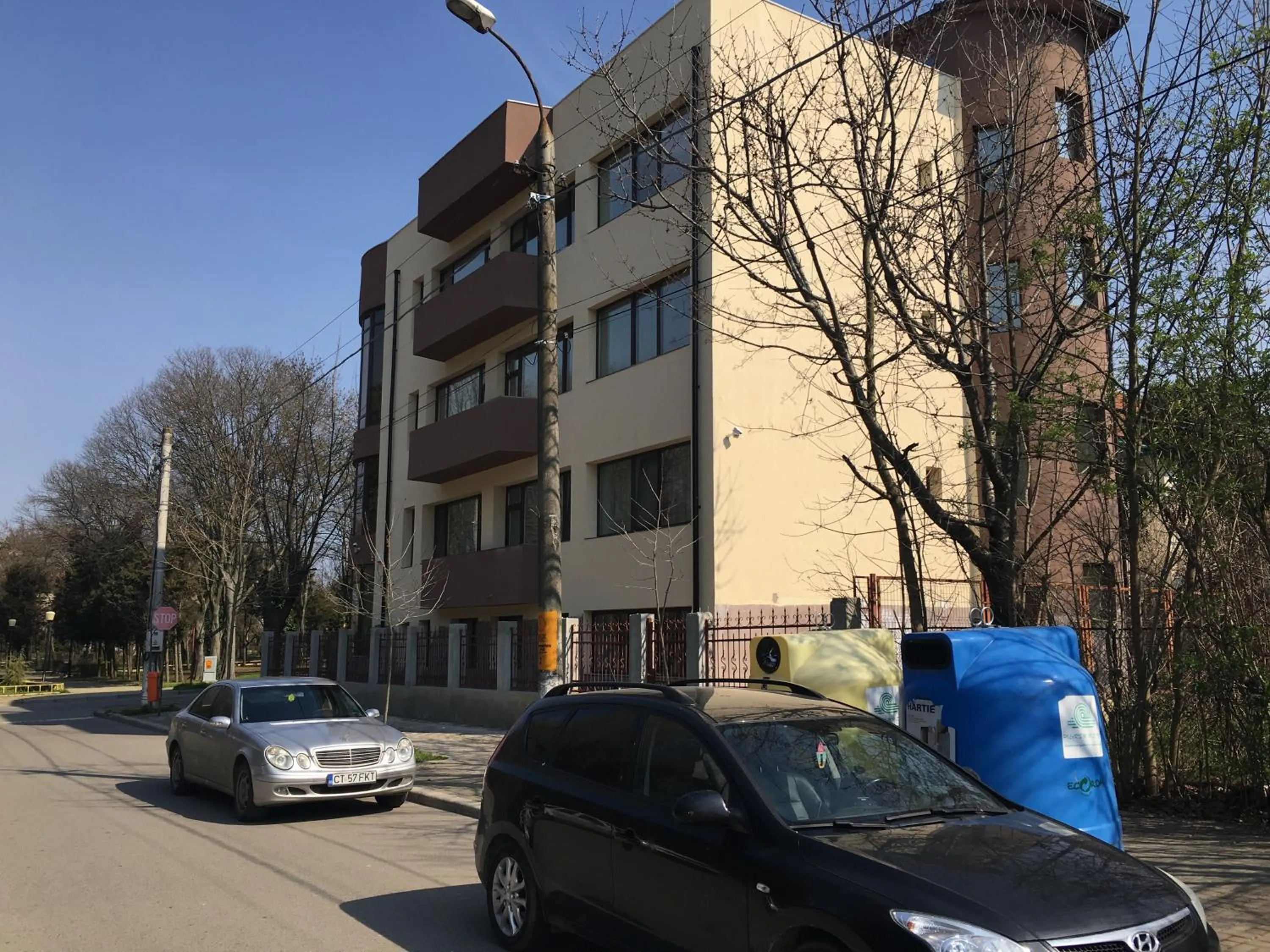 Property building in Paradox Oituz