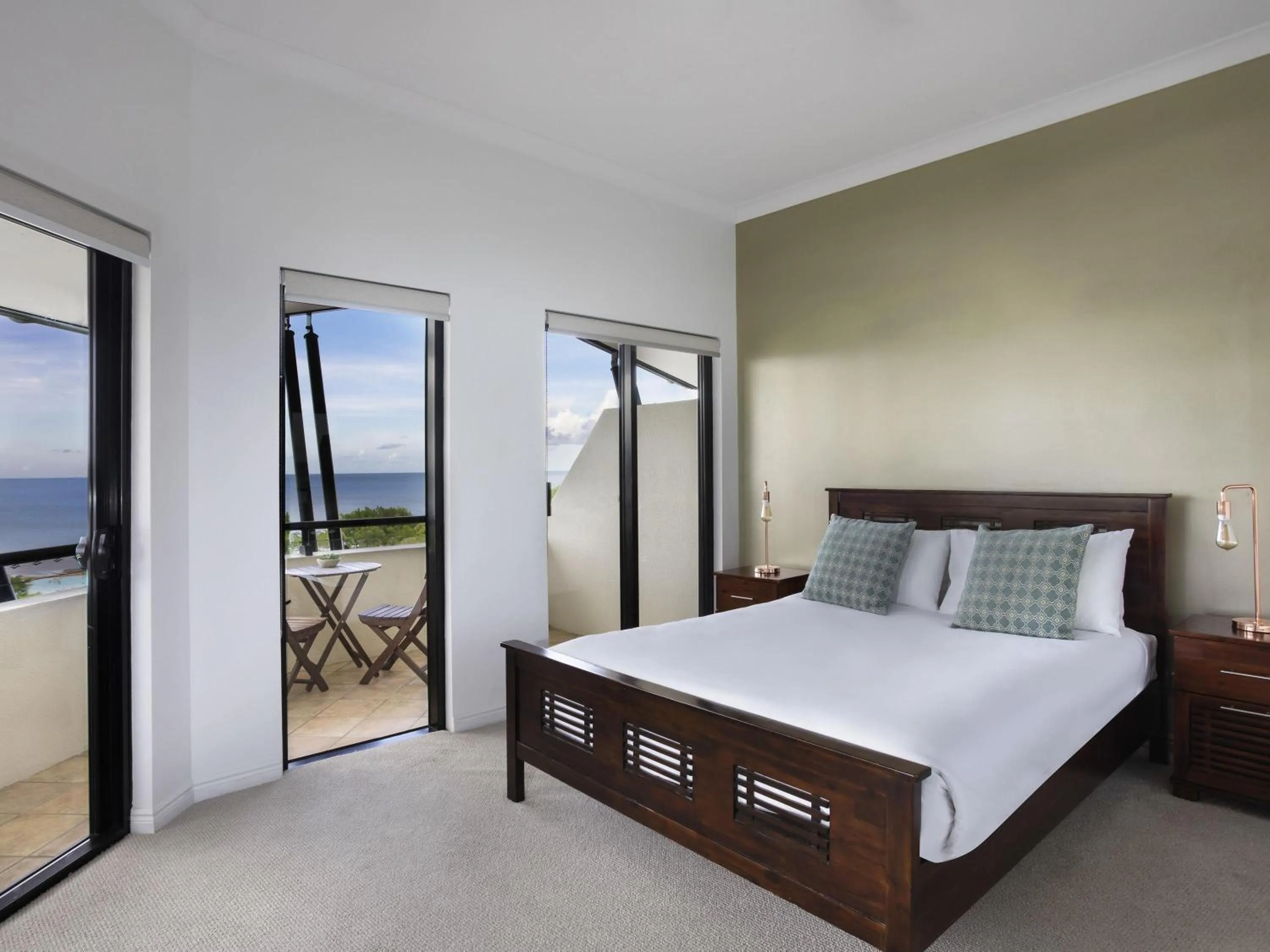 Bedroom, Bed in Mantra Esplanade