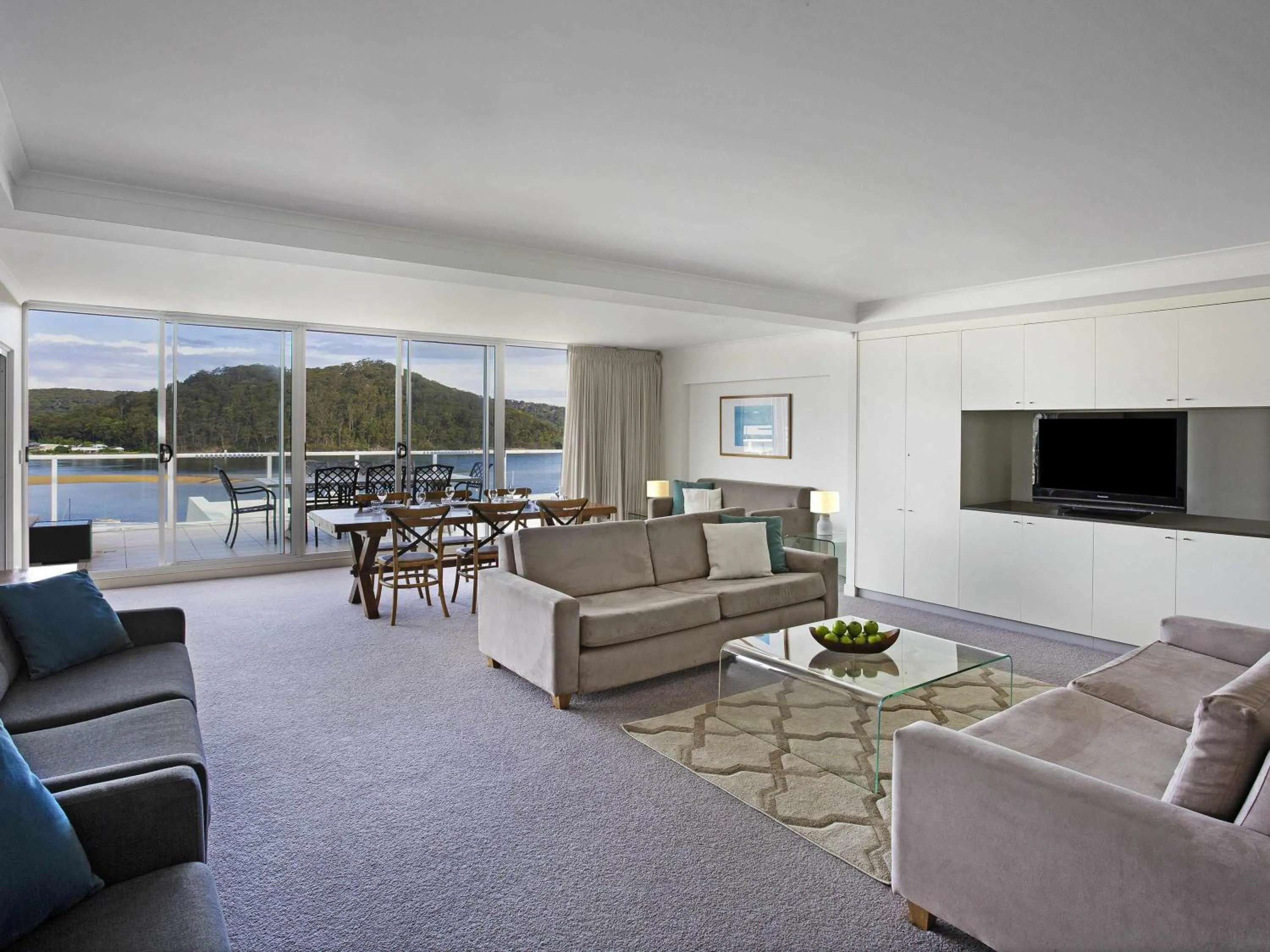 Bedroom in Mantra Ettalong Beach