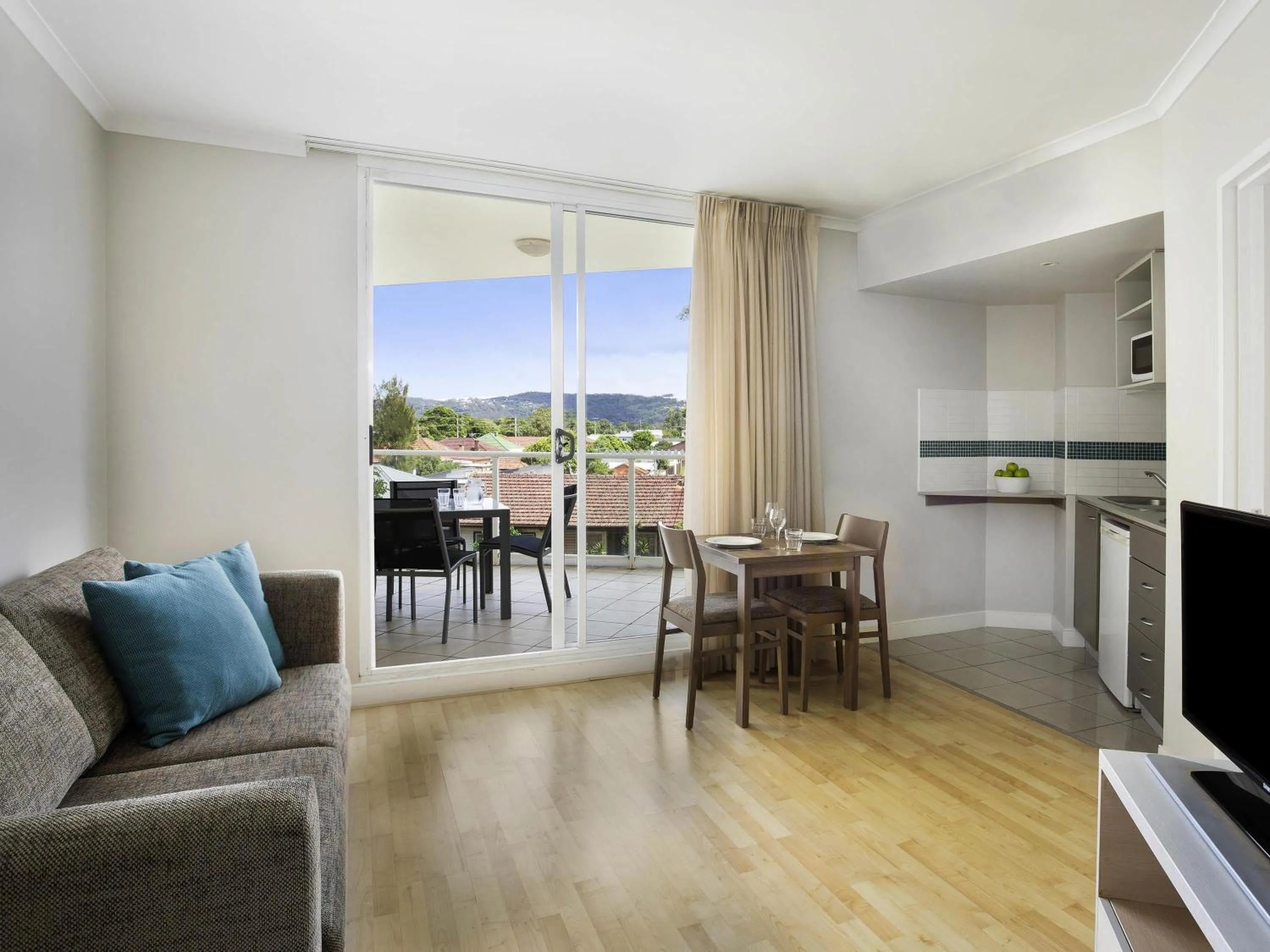 Bedroom in Mantra Ettalong Beach