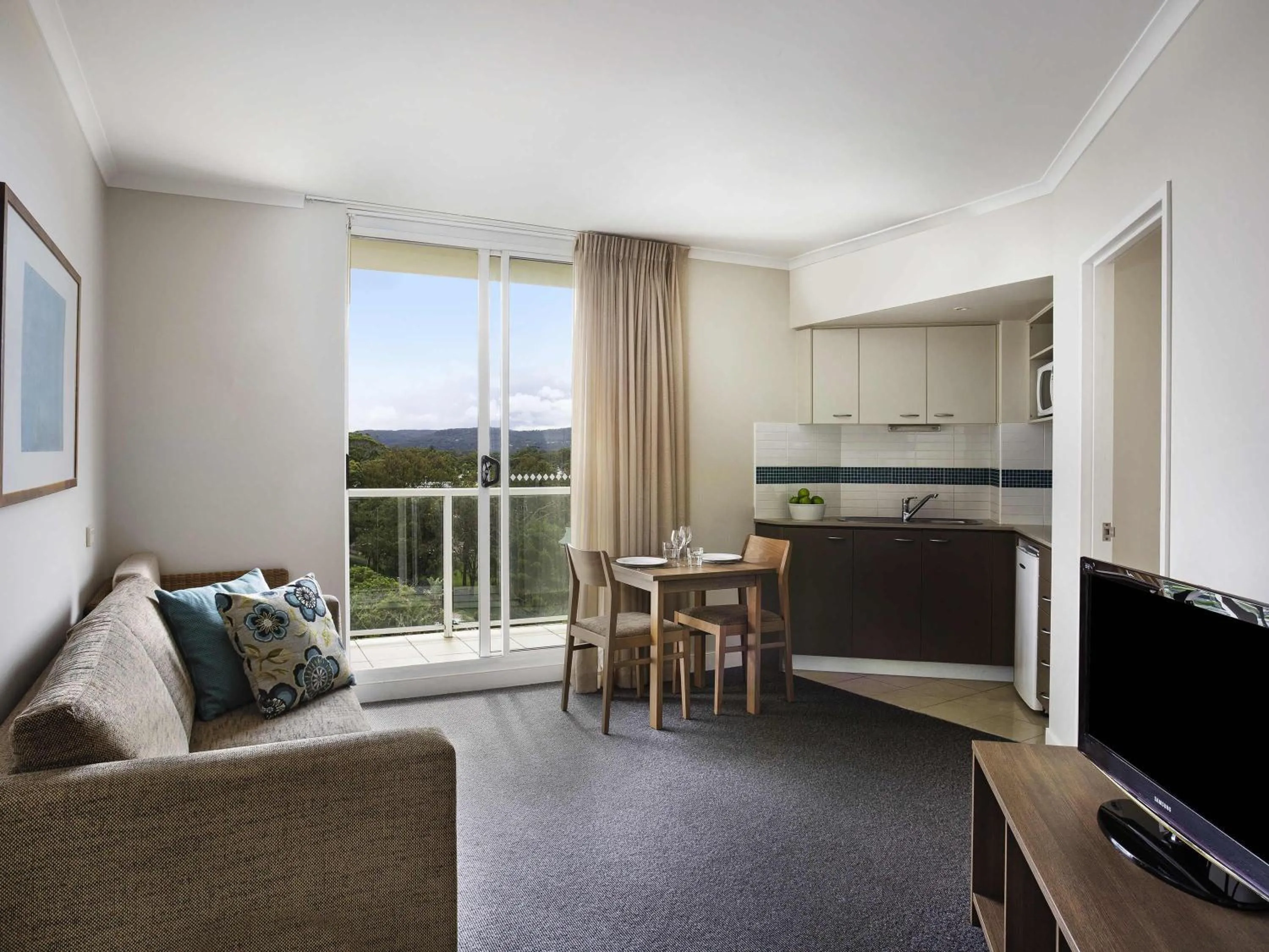 Bedroom in Mantra Ettalong Beach