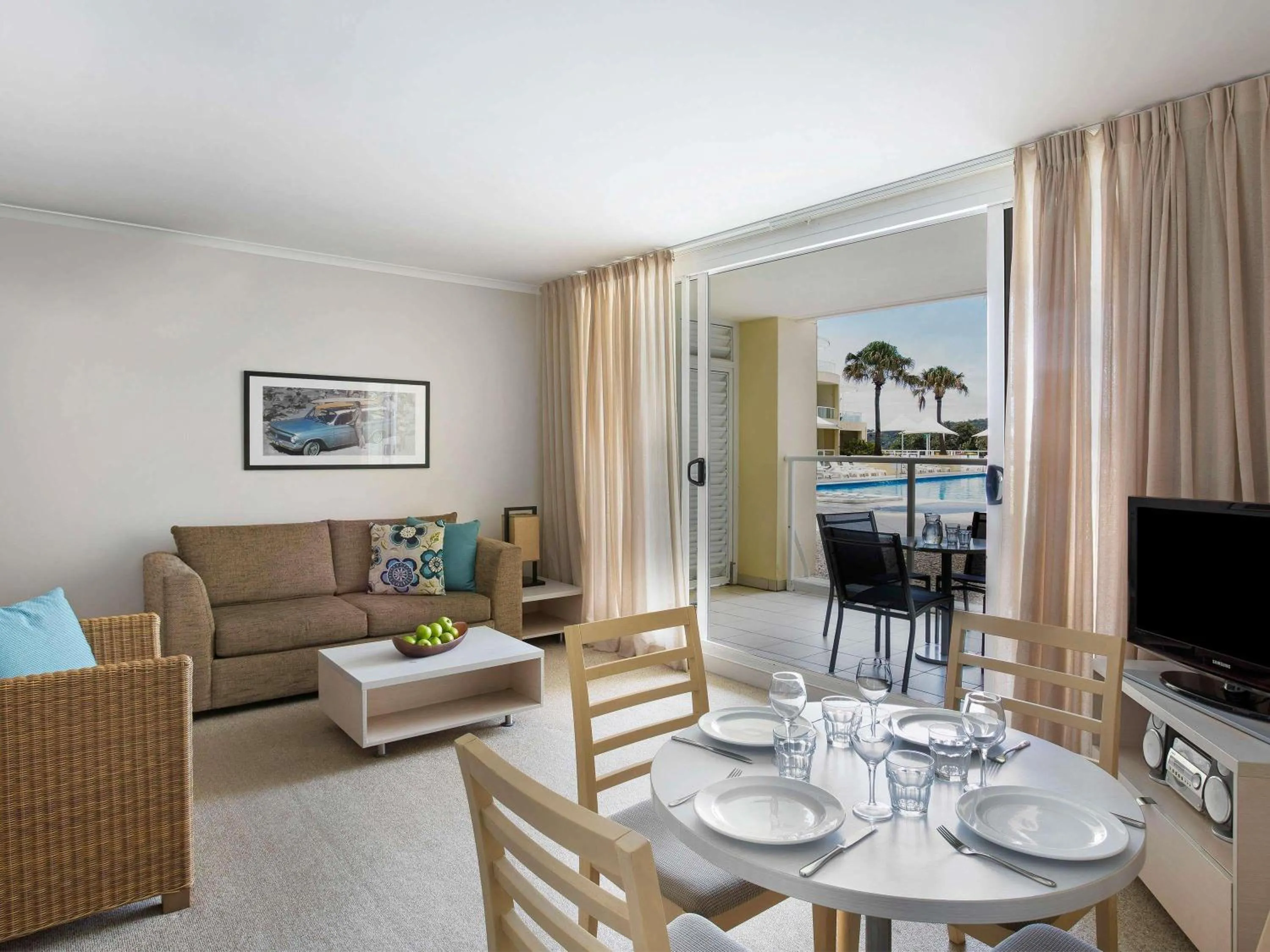 Property building in Mantra Ettalong Beach