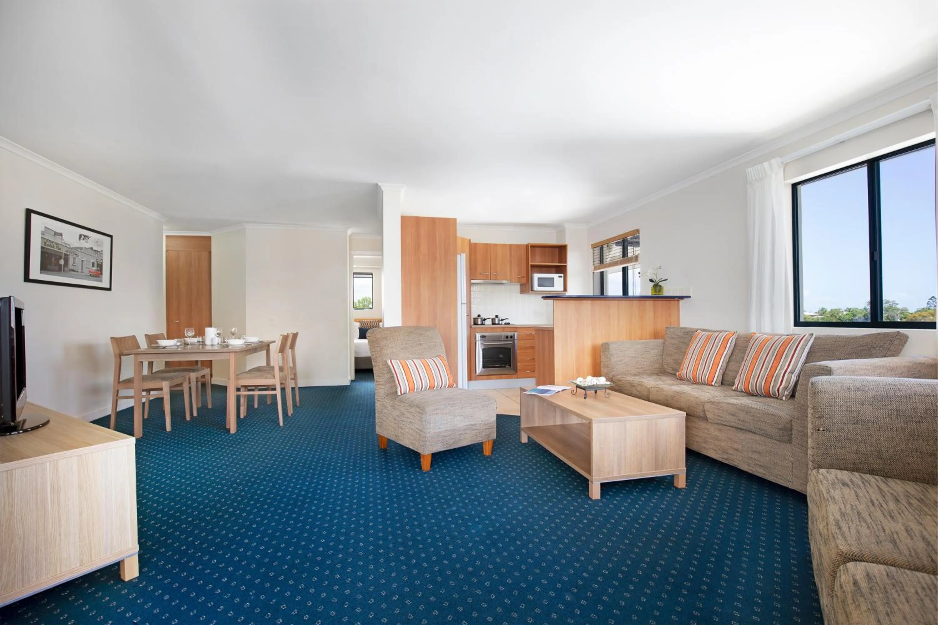 Kitchen or kitchenette in Mantra Hervey Bay