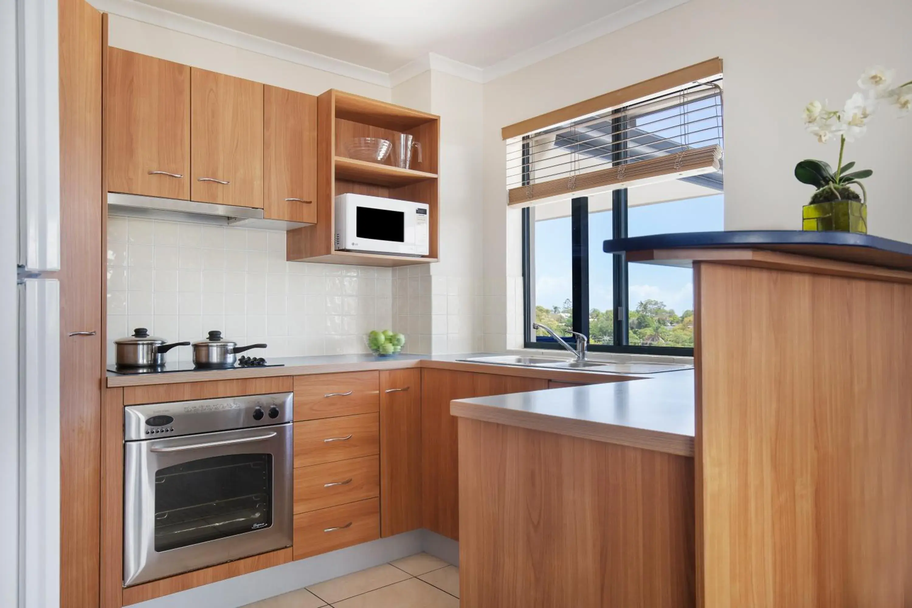 Two-Bedroom Apartment - Dual Key in Mantra Hervey Bay Two-Bedroom Apartment - Dual Key in Mantra Hervey Bay