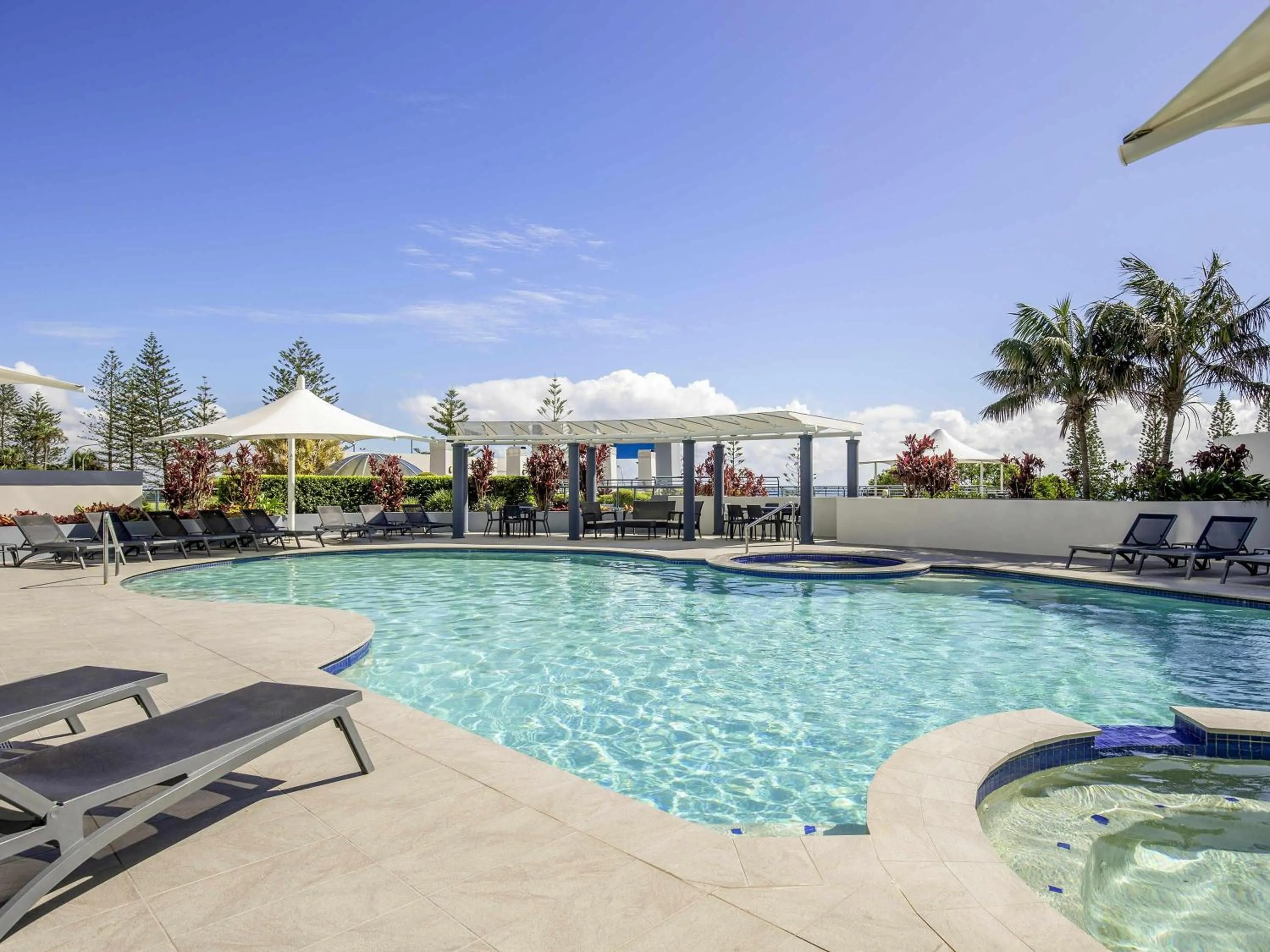 Pool view in Mantra Mooloolaba Beach
