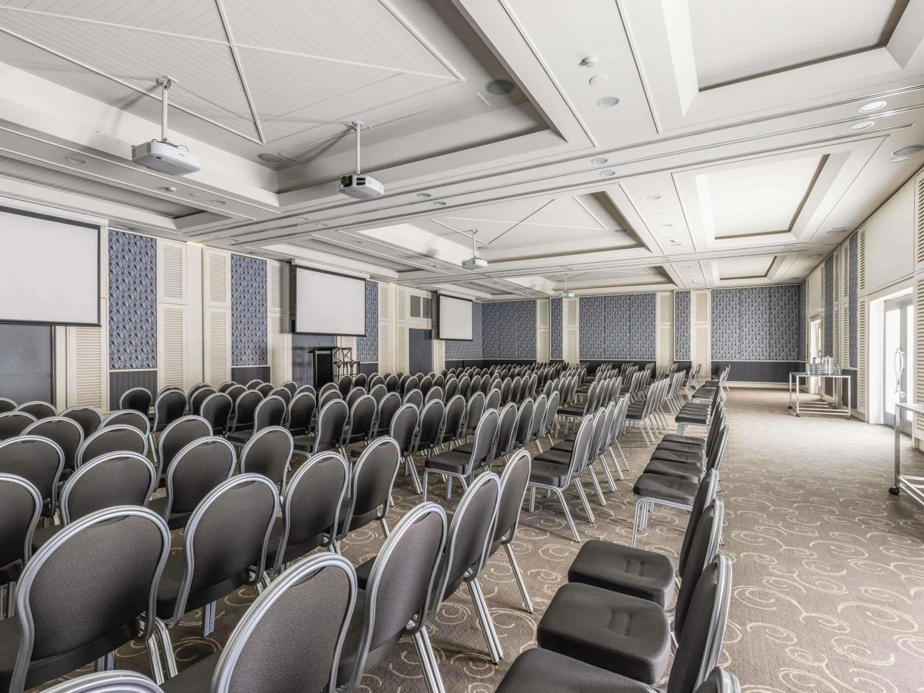 Meeting/conference room in Mantra on Salt Beach