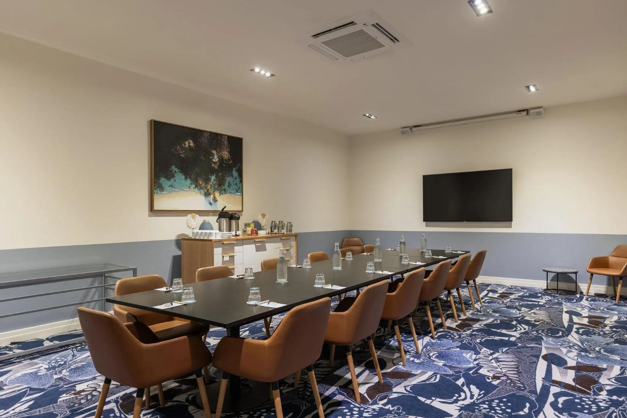 Meeting/conference room in Mantra on Salt Beach