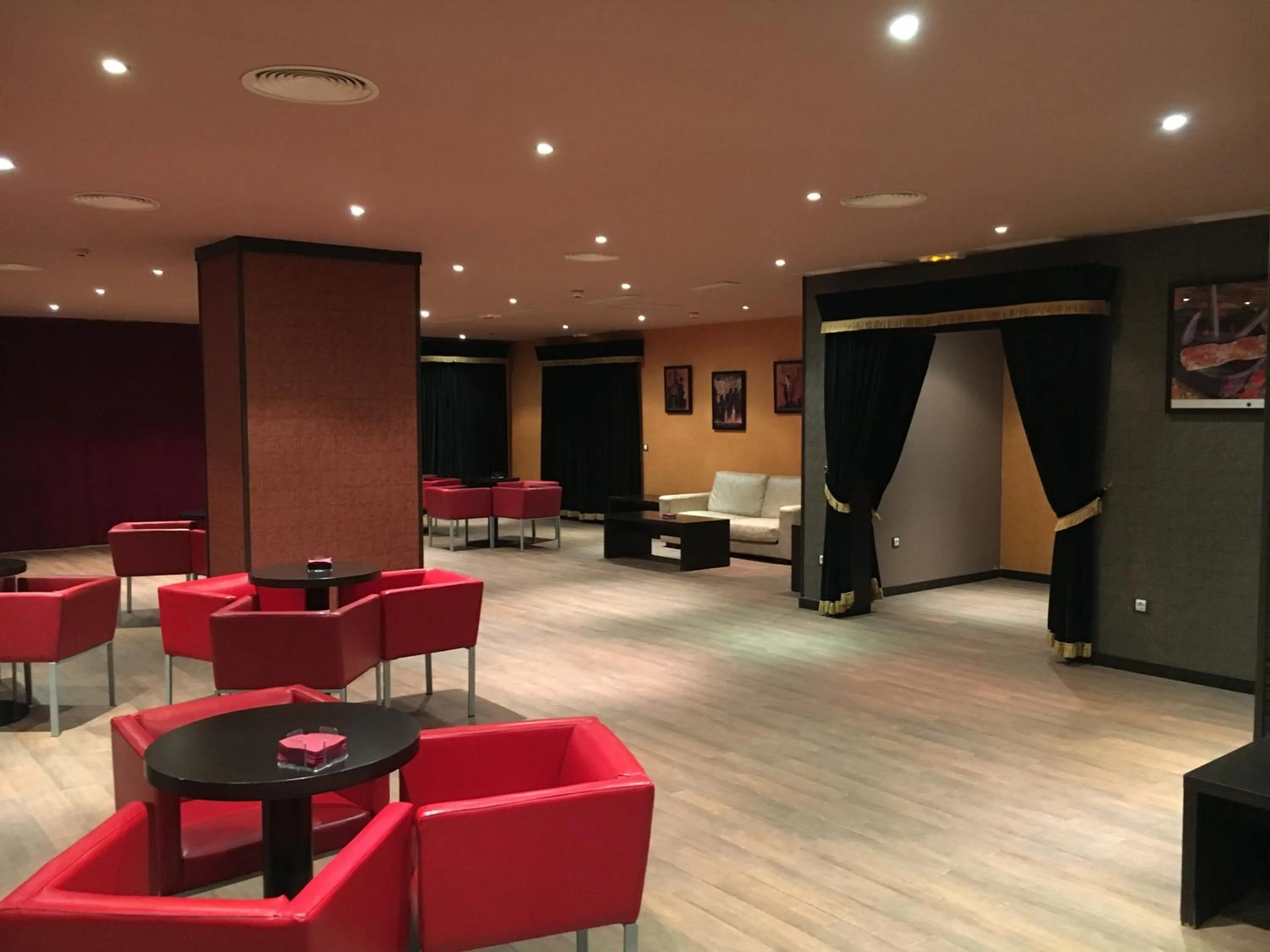 Business facilities in Hotel Apartamento Martín Alonso Pinzón