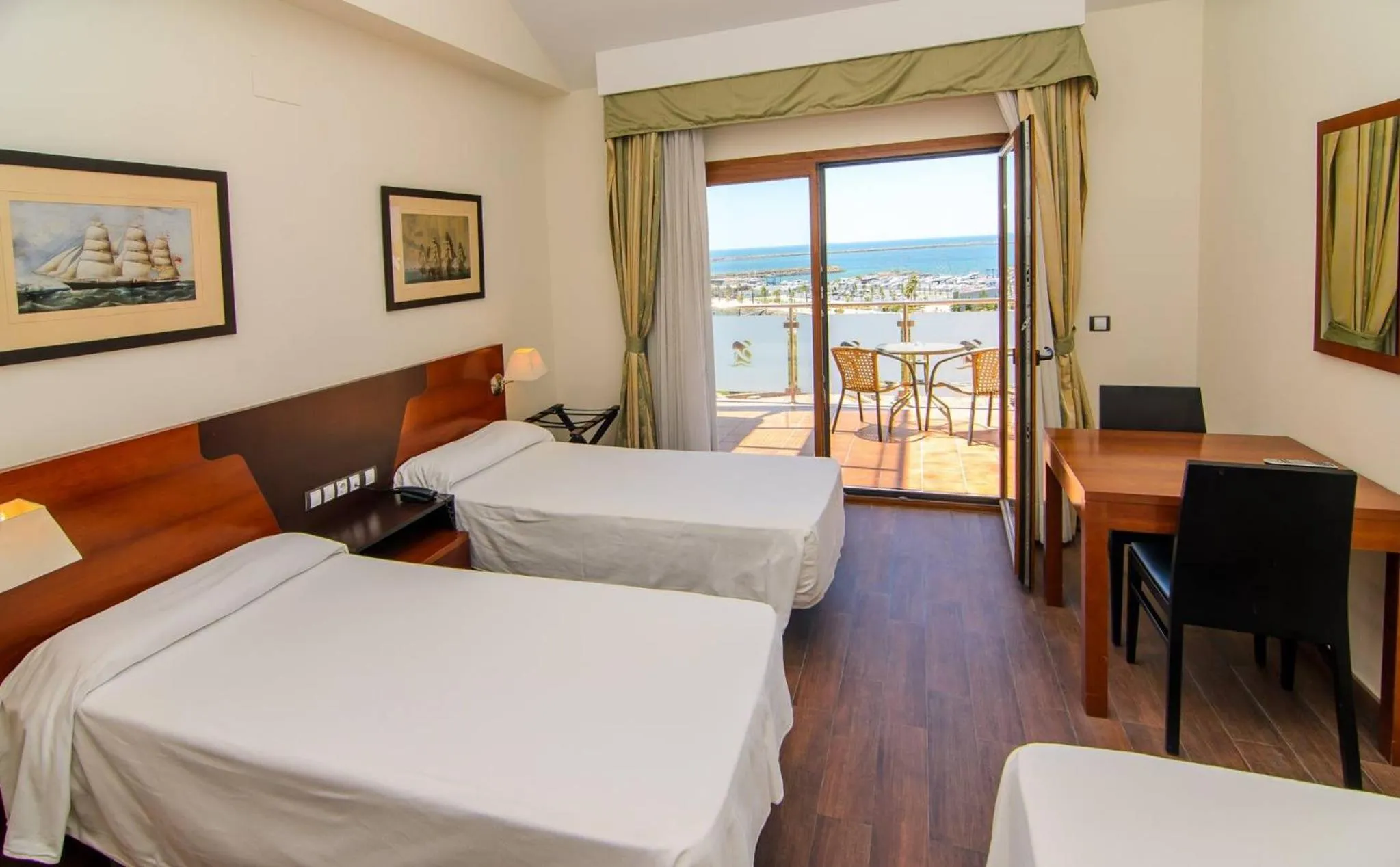 Balcony/Terrace in Hotel Apartamento Martín Alonso Pinzón