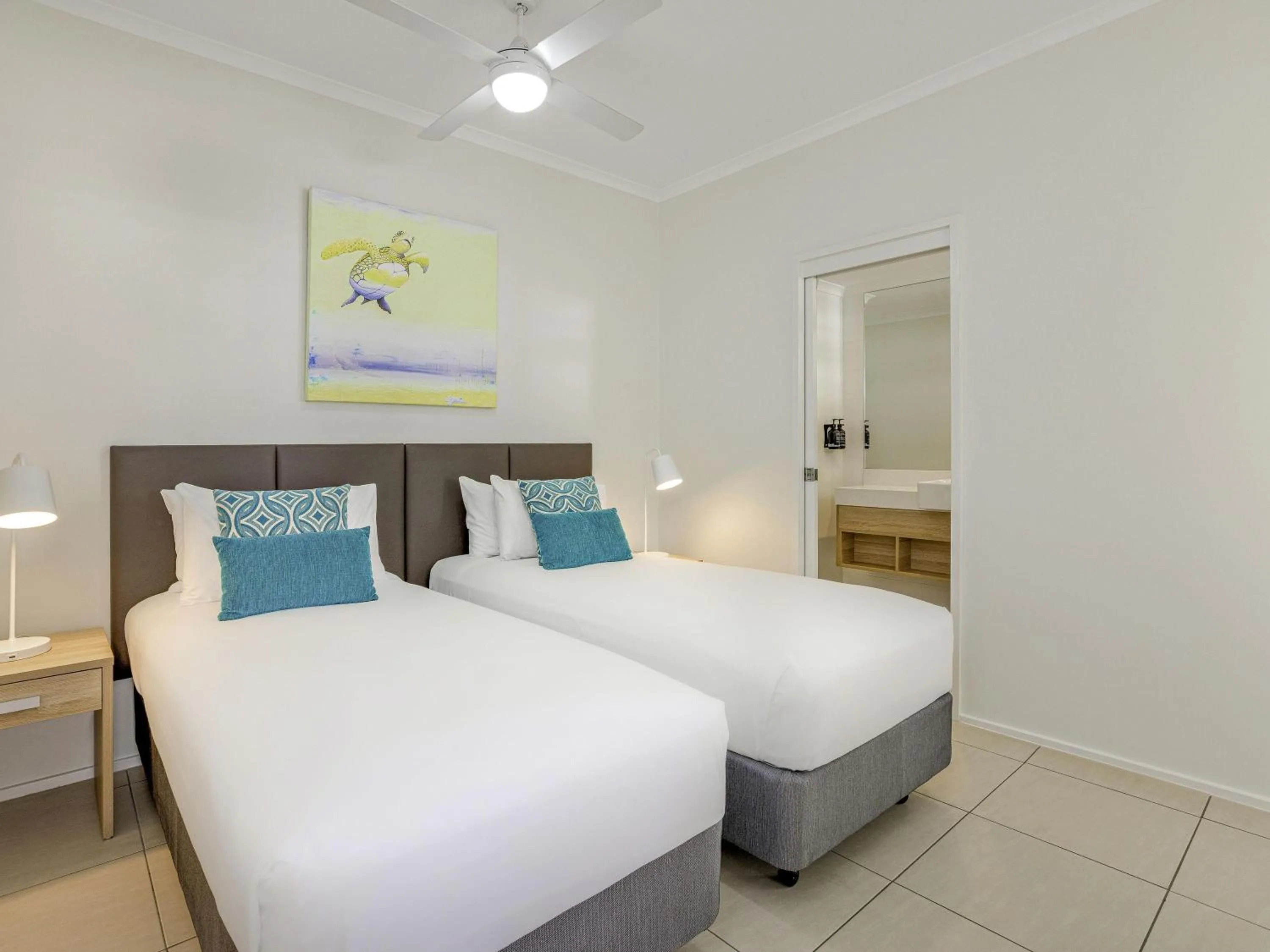 Bedroom, Bed in Mantra PortSea