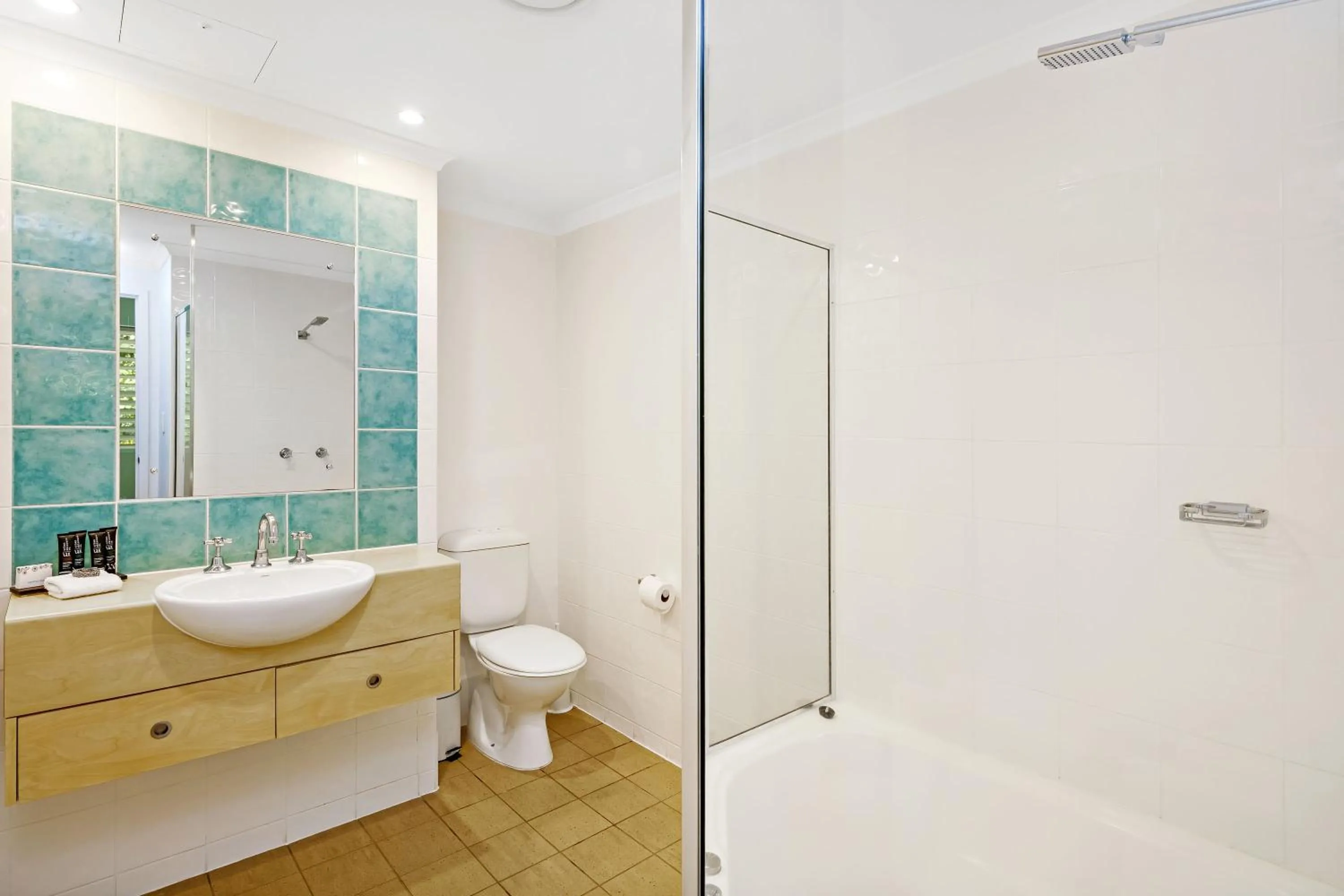 Toilet in Mantra PortSea