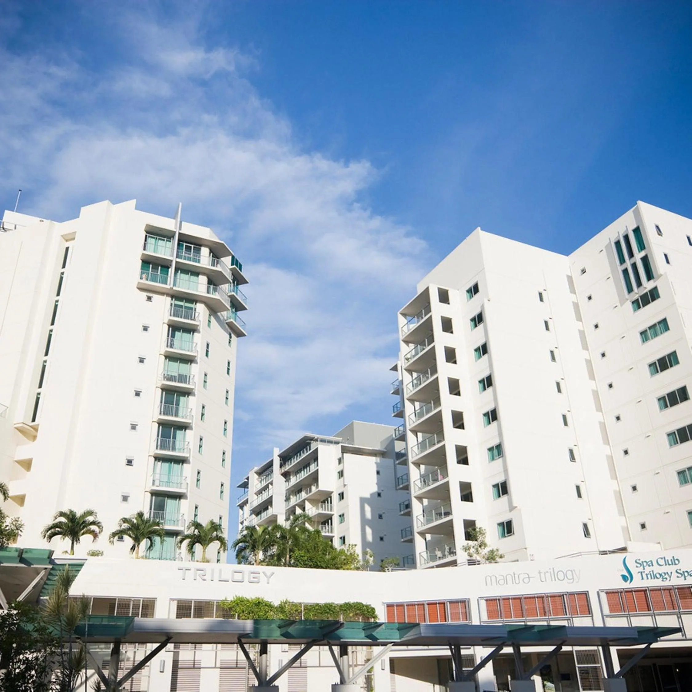 Facade/entrance in Mantra Trilogy