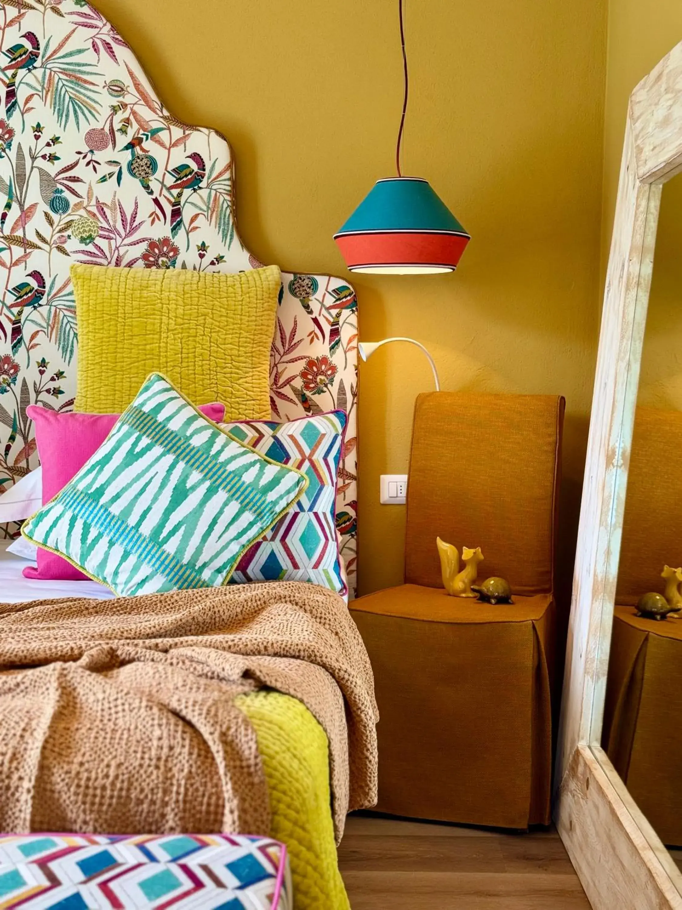 Deluxe Double or Twin Room with Pool View in Hotel Villa Edera & La Torretta Deluxe Double or Twin Room with Pool View in Hotel Villa Edera & La Torretta